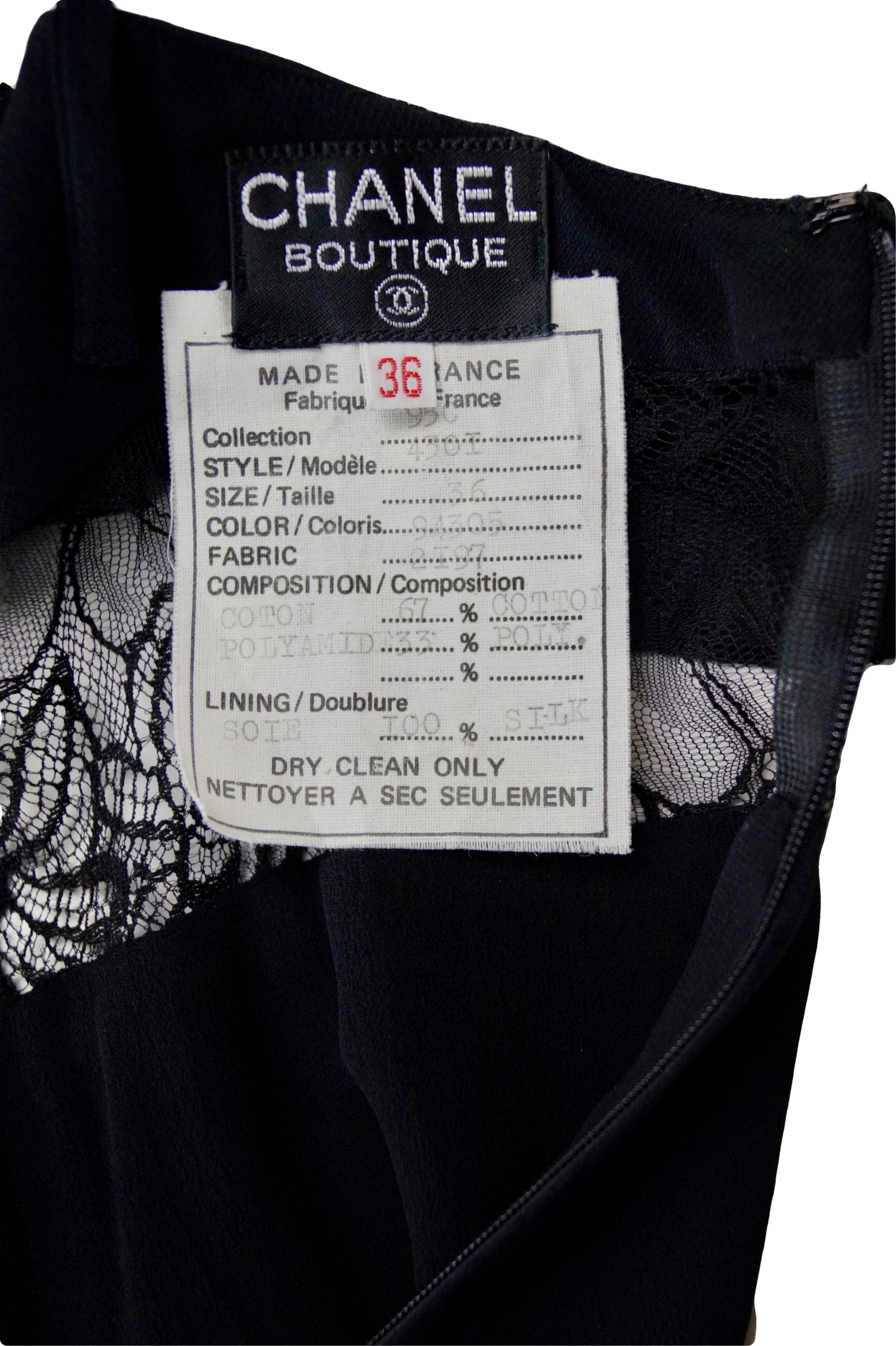 Black CHANEL long black dress with Chantilly camelia lace FR 36 Cruise 1995  95C For Sale
