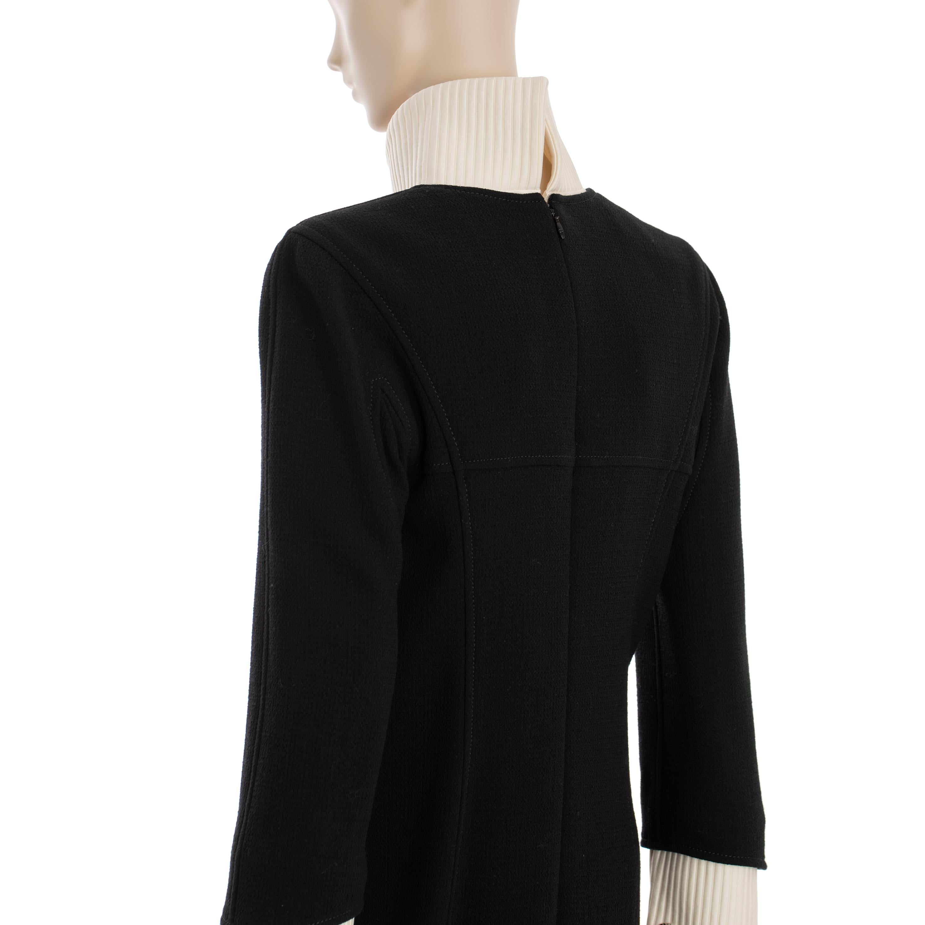 Chanel Long Black Dress With Detachable Collar & Cuff 40 FR 9