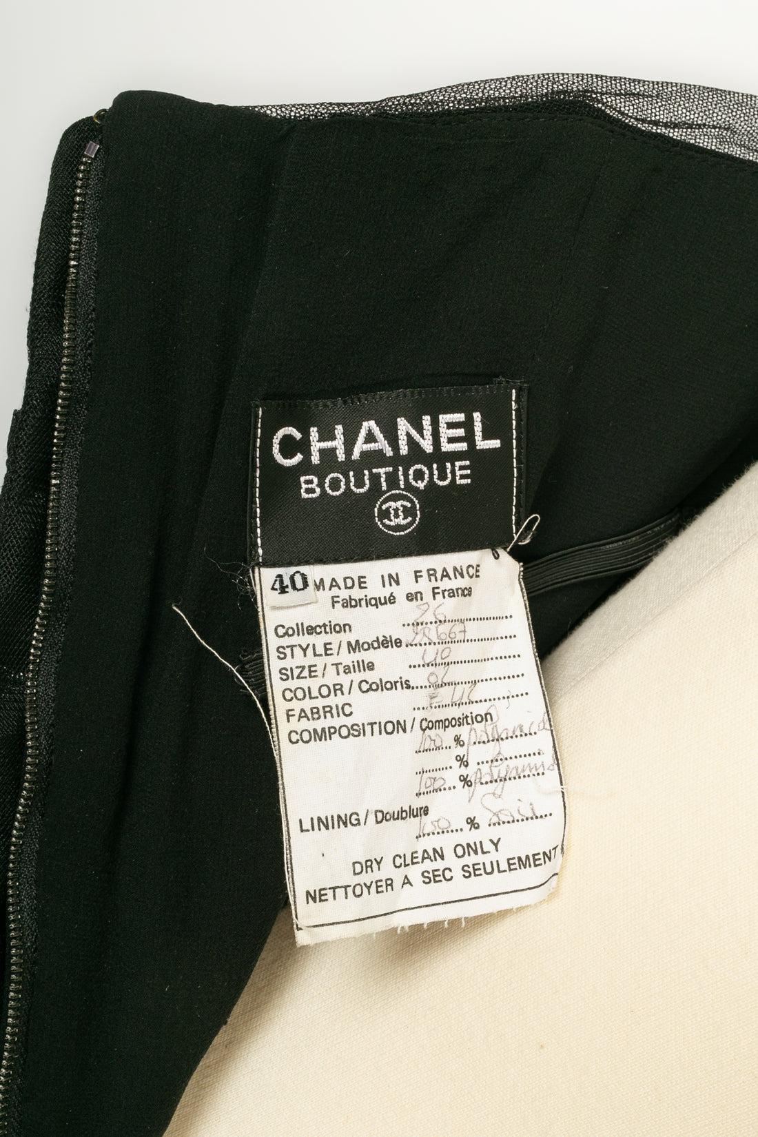 Chanel Langes Bustierkleid aus schwarzem Stoff mit Seidenfutter im Angebot 4