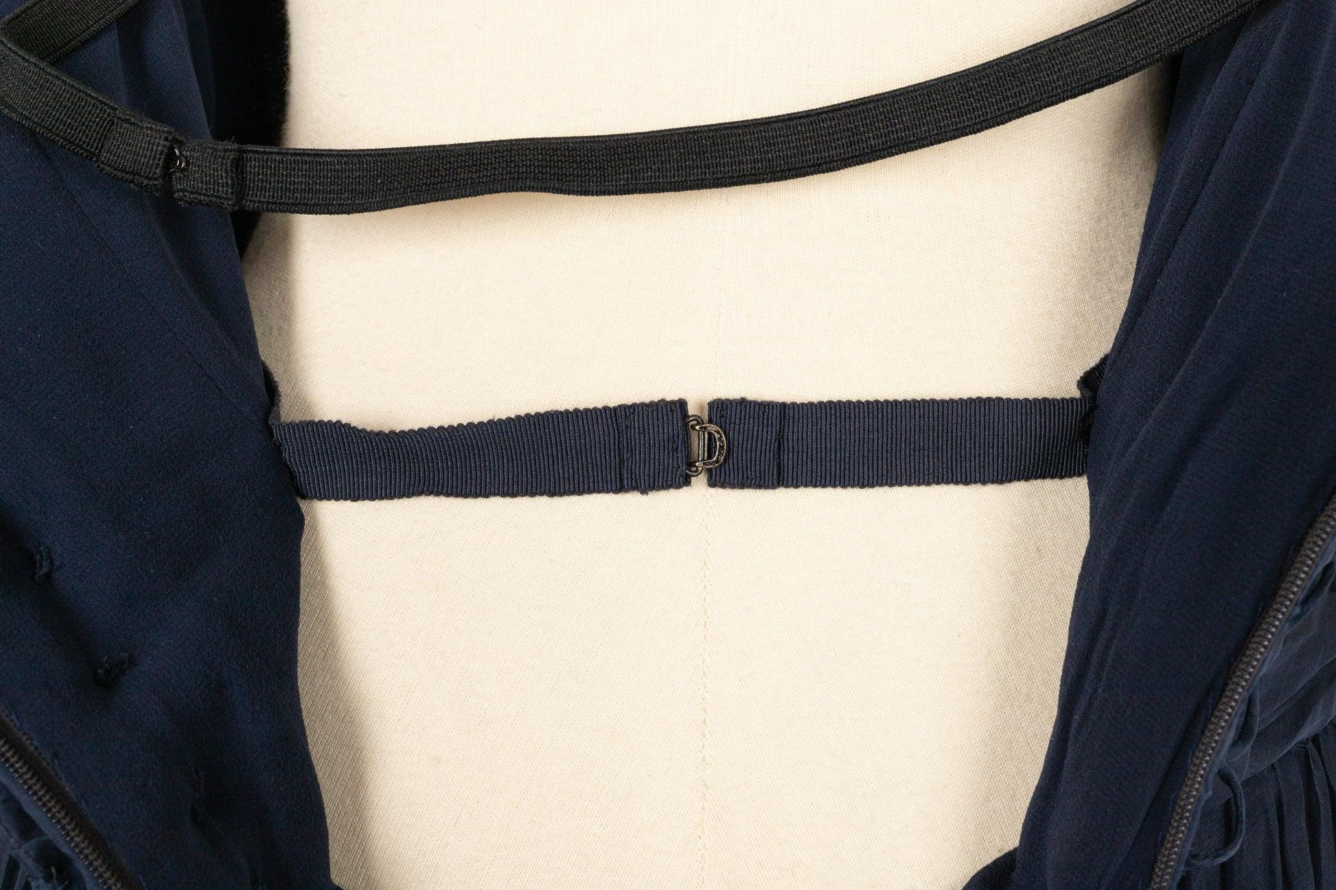 Robe bustier longue en taffetas de soie plissé bleu marine Chanel en vente 3