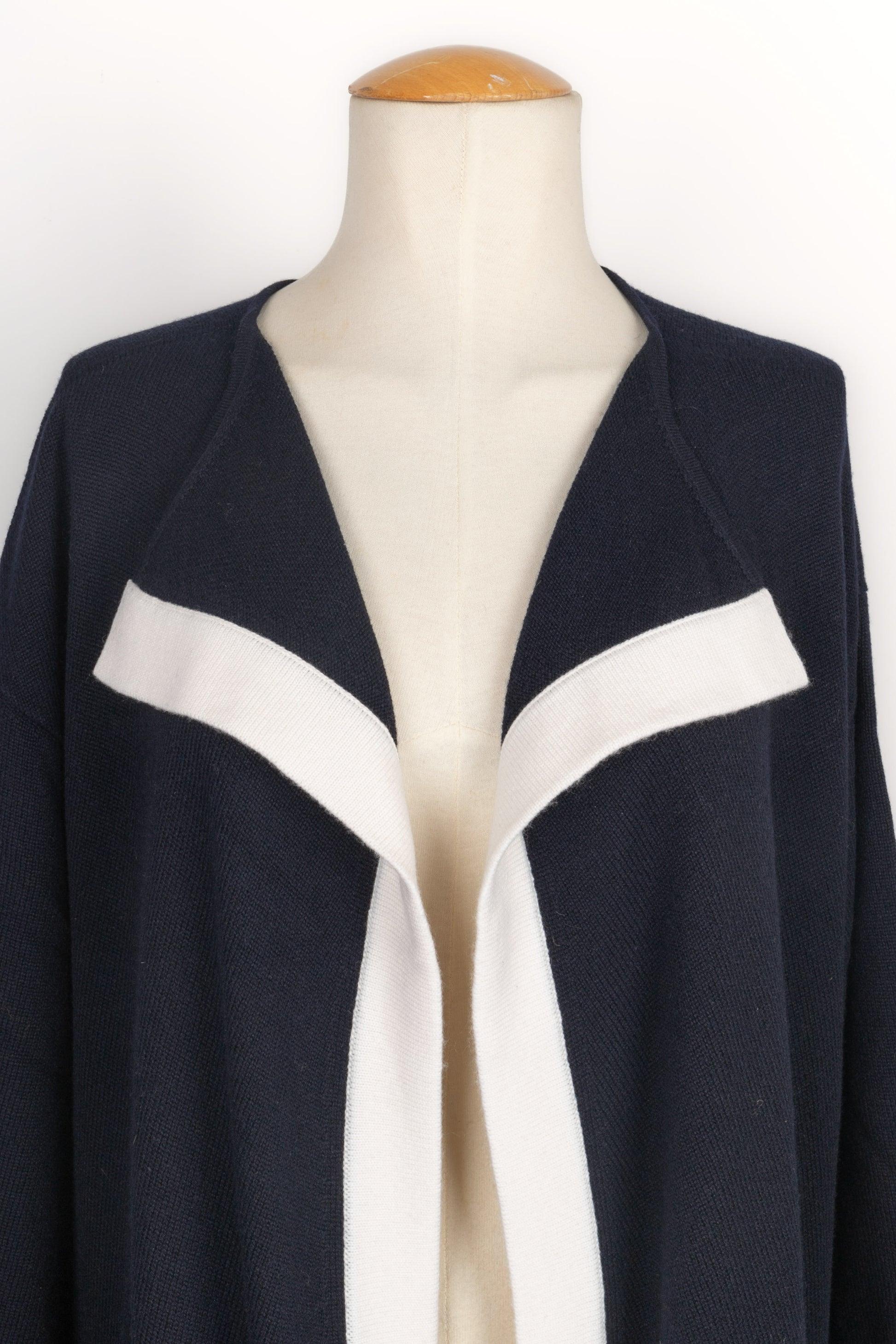 Cardigan long en cachemire Chanel Pour femmes en vente