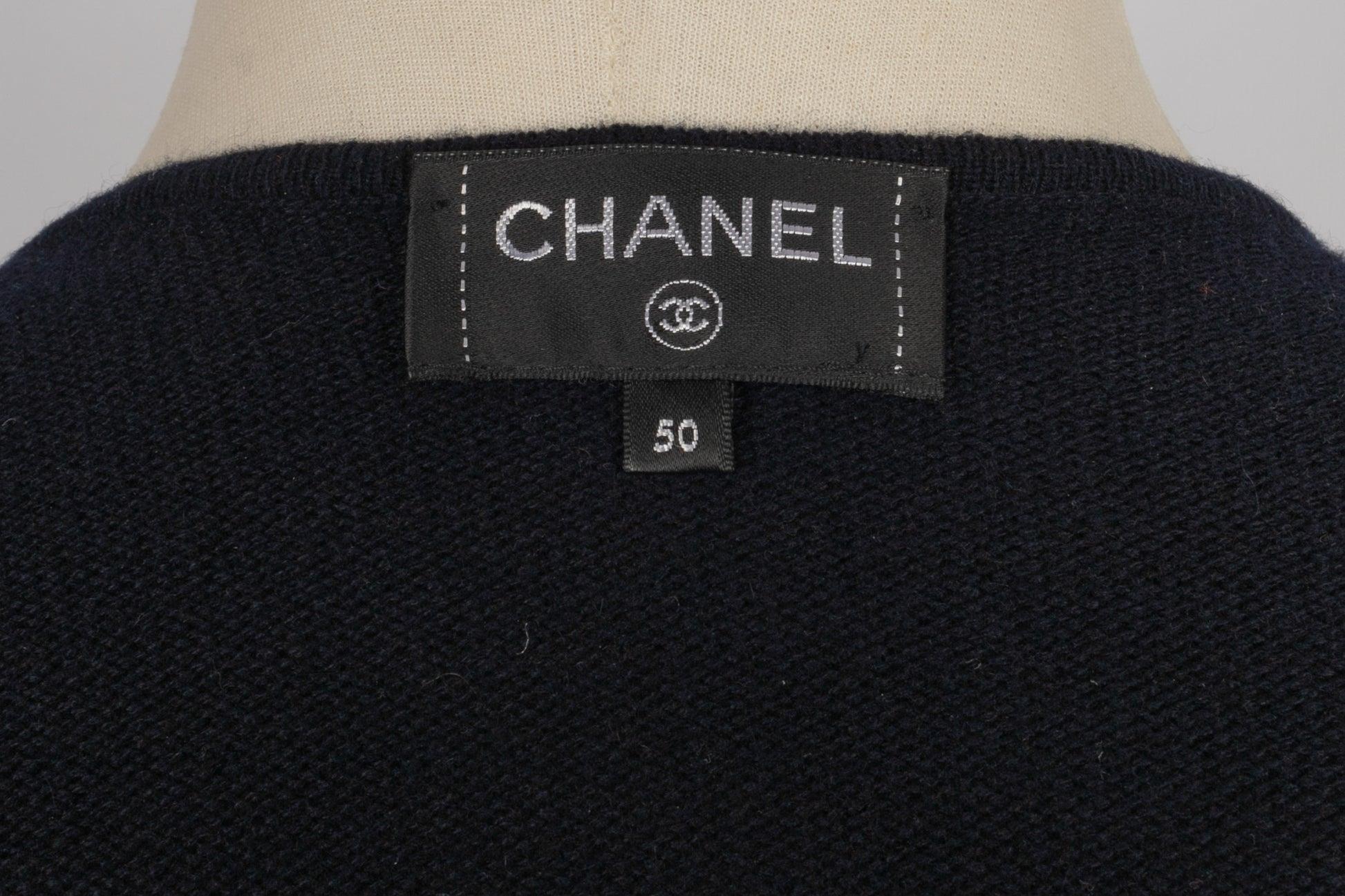 Cardigan long en cachemire Chanel en vente 3