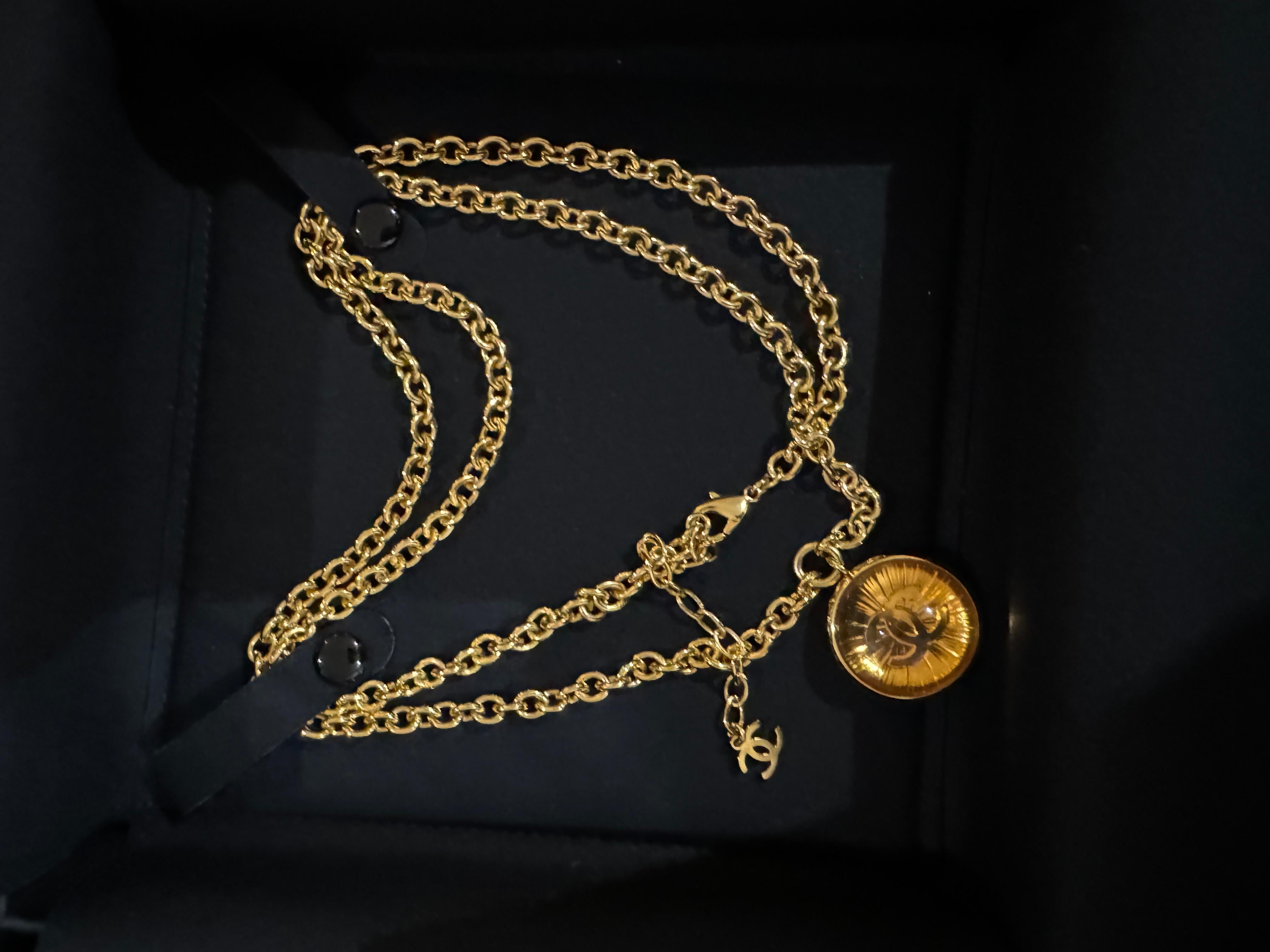 chanel necklace gold
