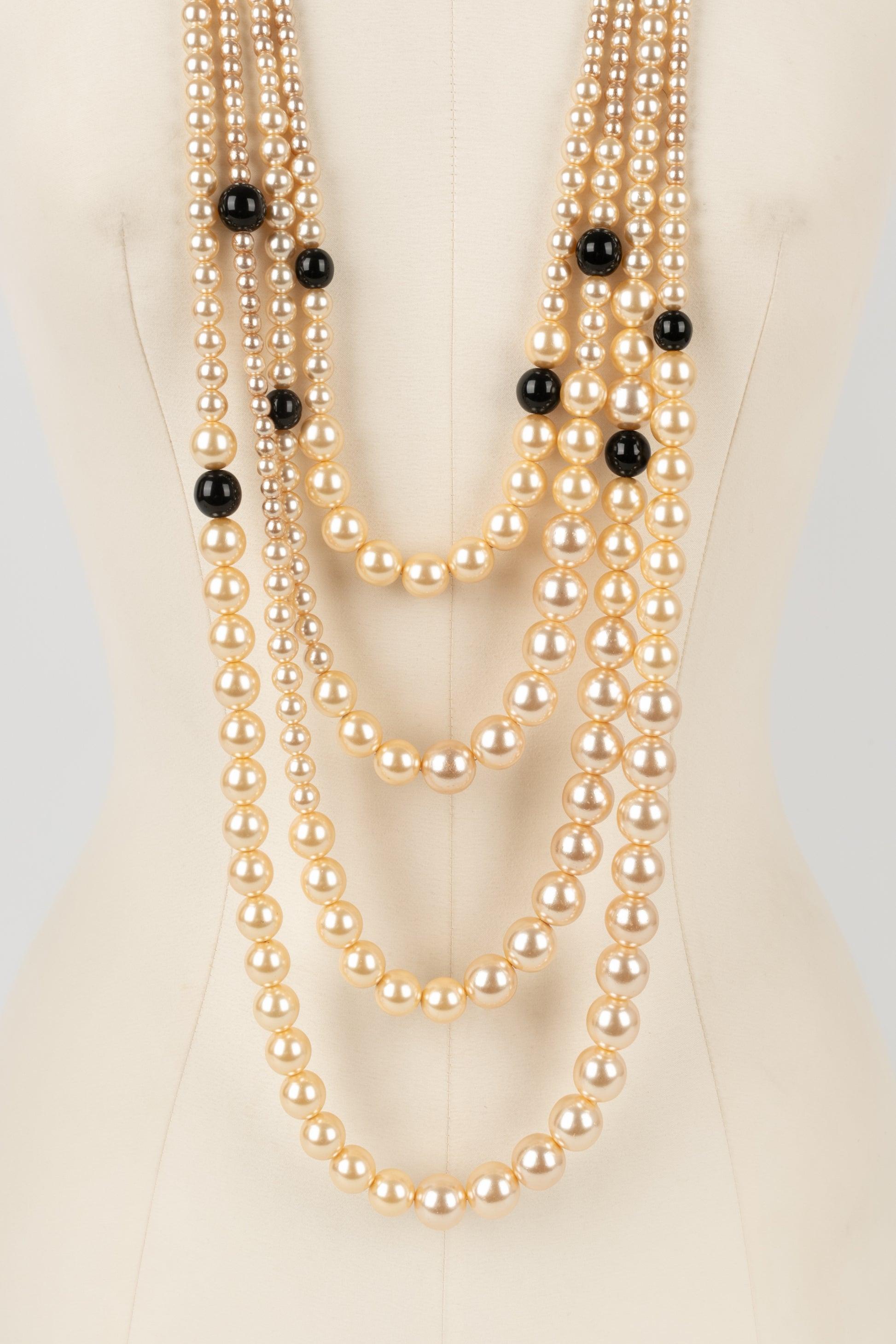 Chanel Long Necklace with Costume Pearls and Black Glass Pearls, 2003 3
