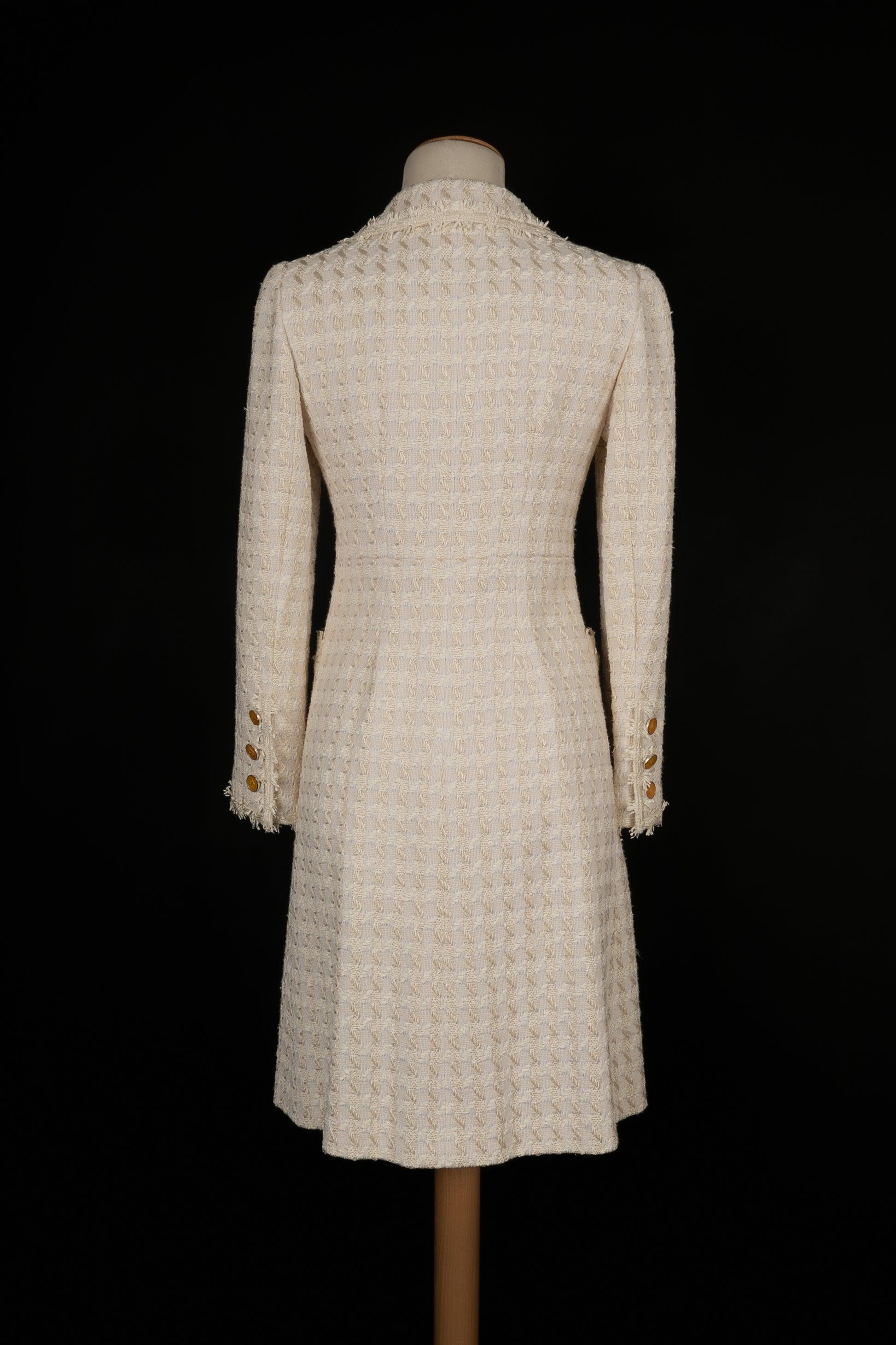 Chanel Long off-White Cotton Tweed Jacket, Spring, 2005 In Excellent Condition In SAINT-OUEN-SUR-SEINE, FR