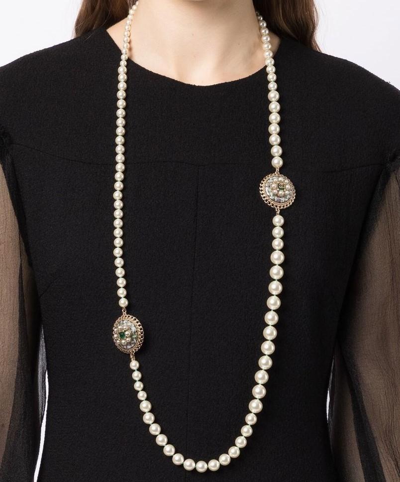 chanel pearl necklace silver