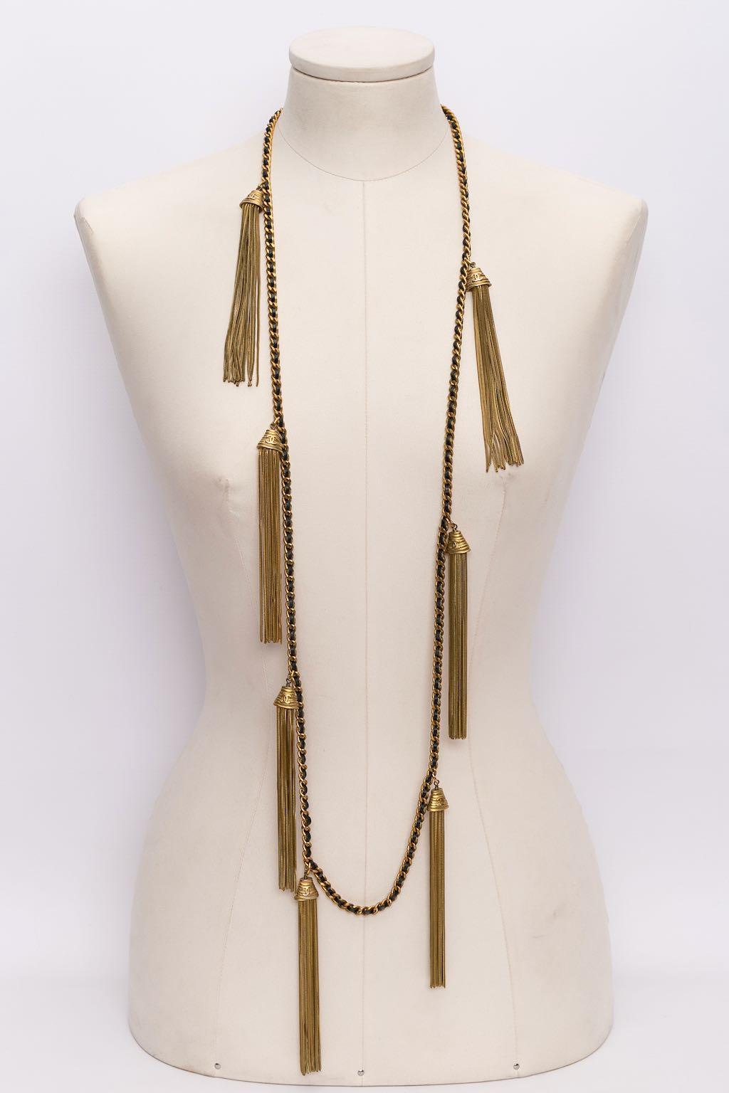 Women's Chanel Long Tassels Necklace of Gilted Metal Chain, 1994 For Sale