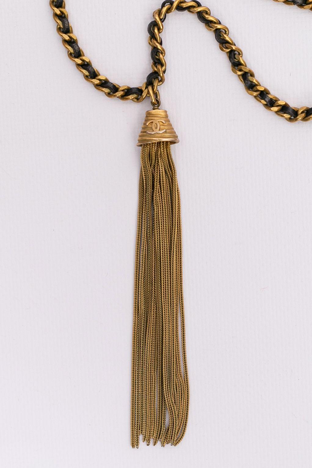 Chanel Long Tassels Necklace of Gilted Metal Chain, 1994 For Sale 1