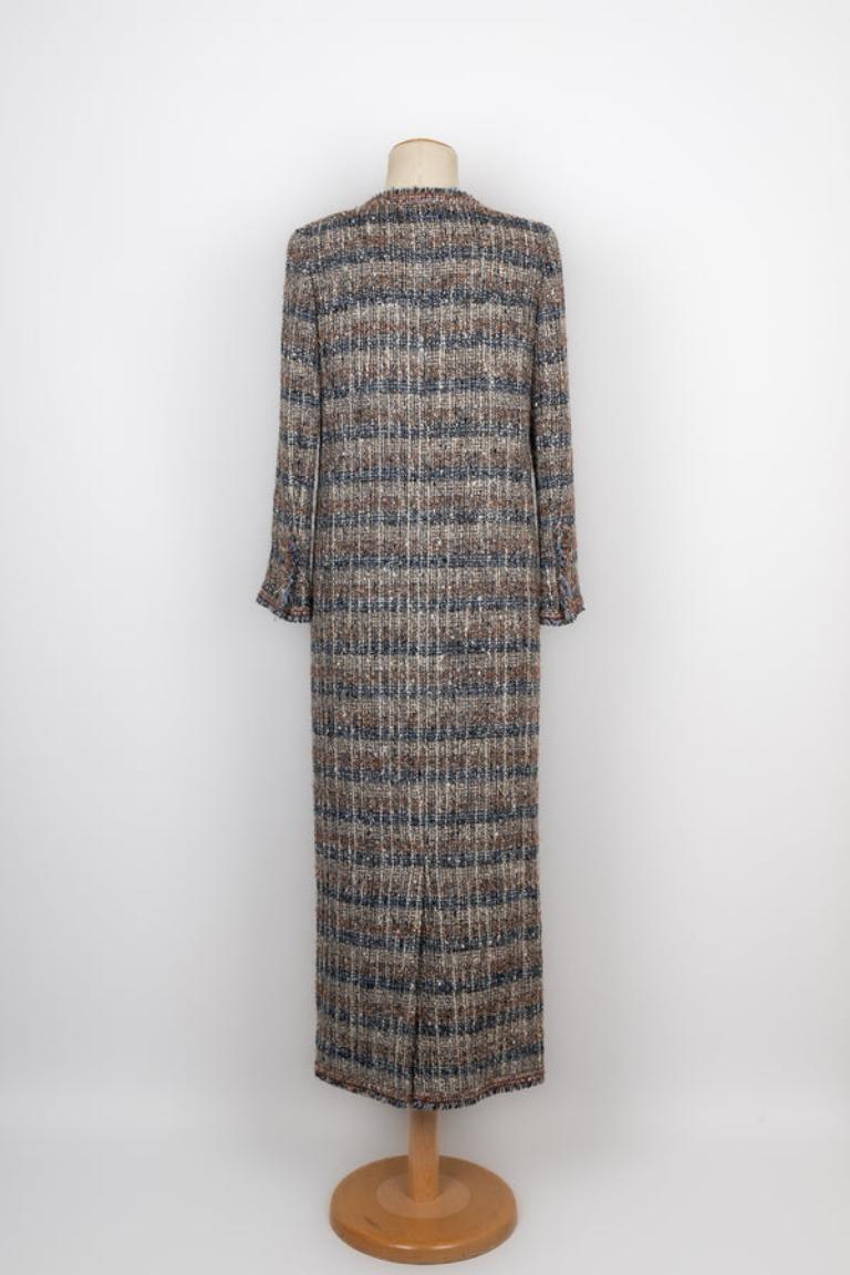 Veste longue en tweed Chanel, 2004 Excellent état - En vente à SAINT-OUEN-SUR-SEINE, FR