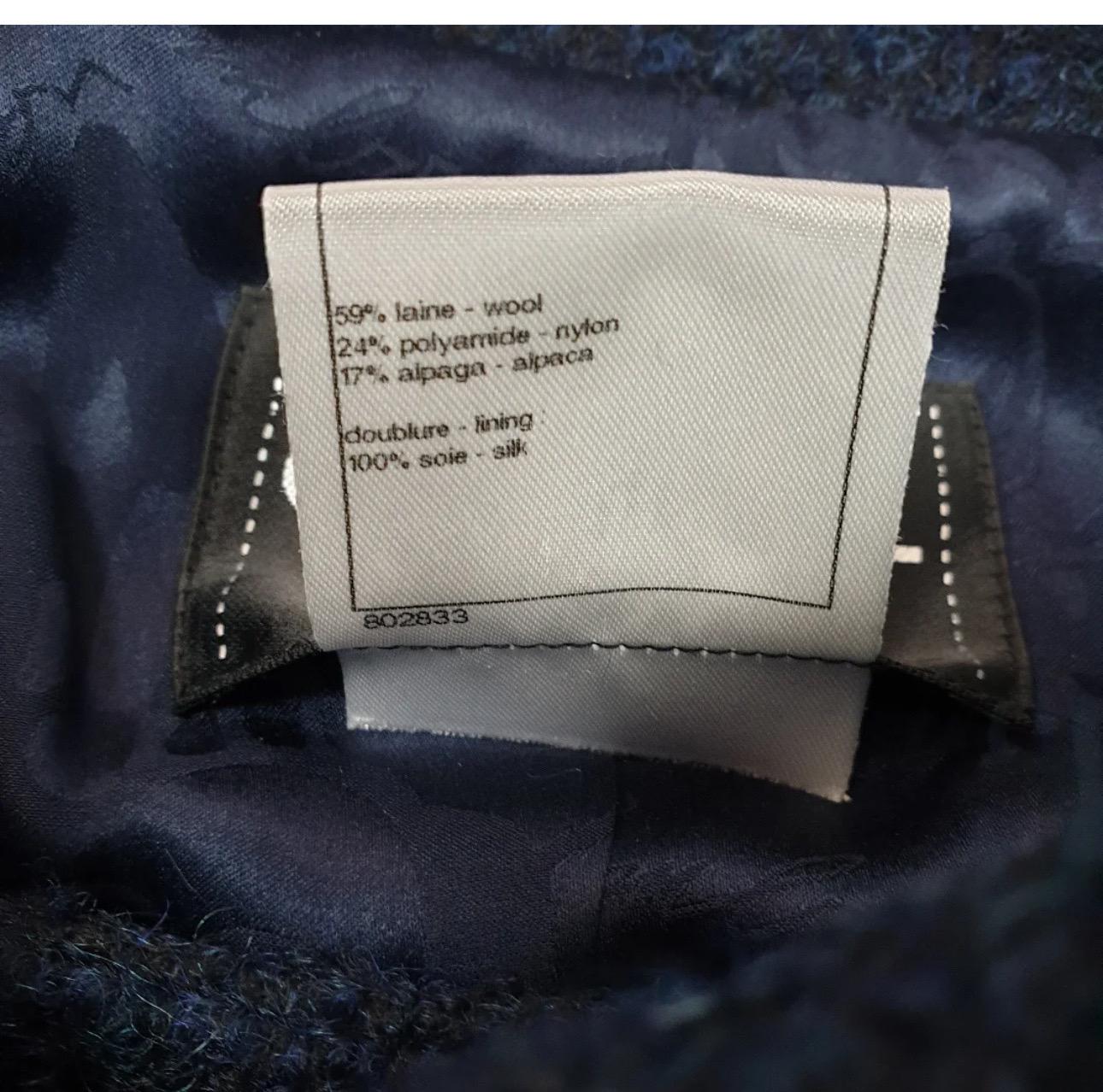 Chanel Long Wool CC Buttons Navy Blue Coat - Size 36 In Excellent Condition For Sale In Krakow, PL