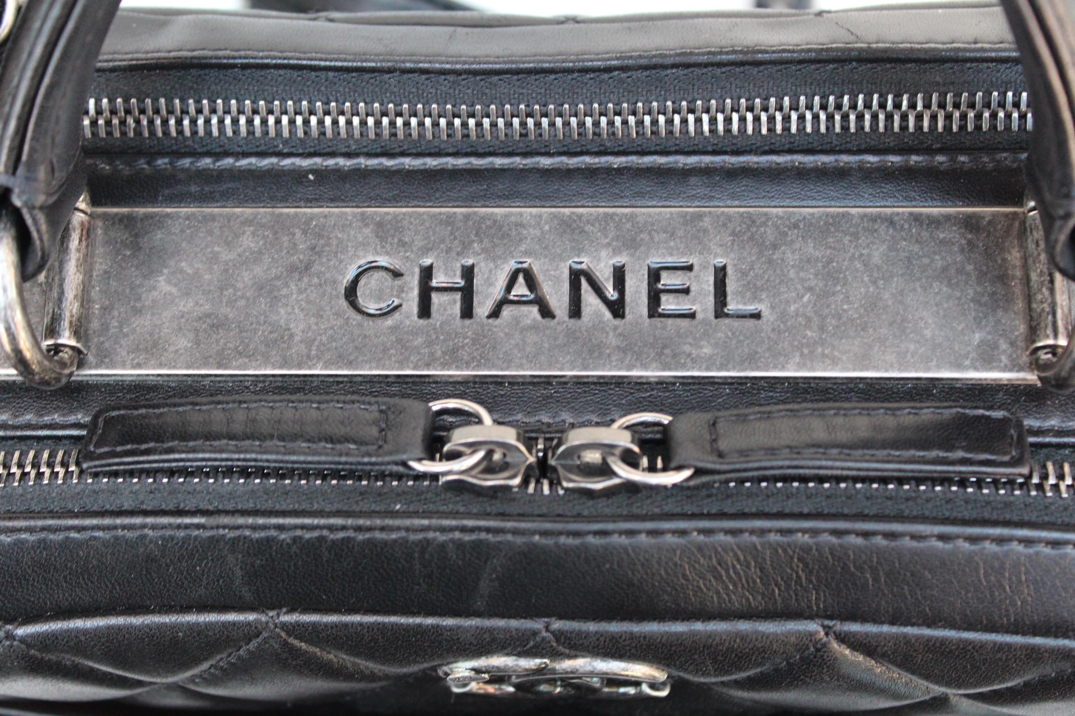 Chanel lovely black quilted bowling bag, 2010s For Sale 3