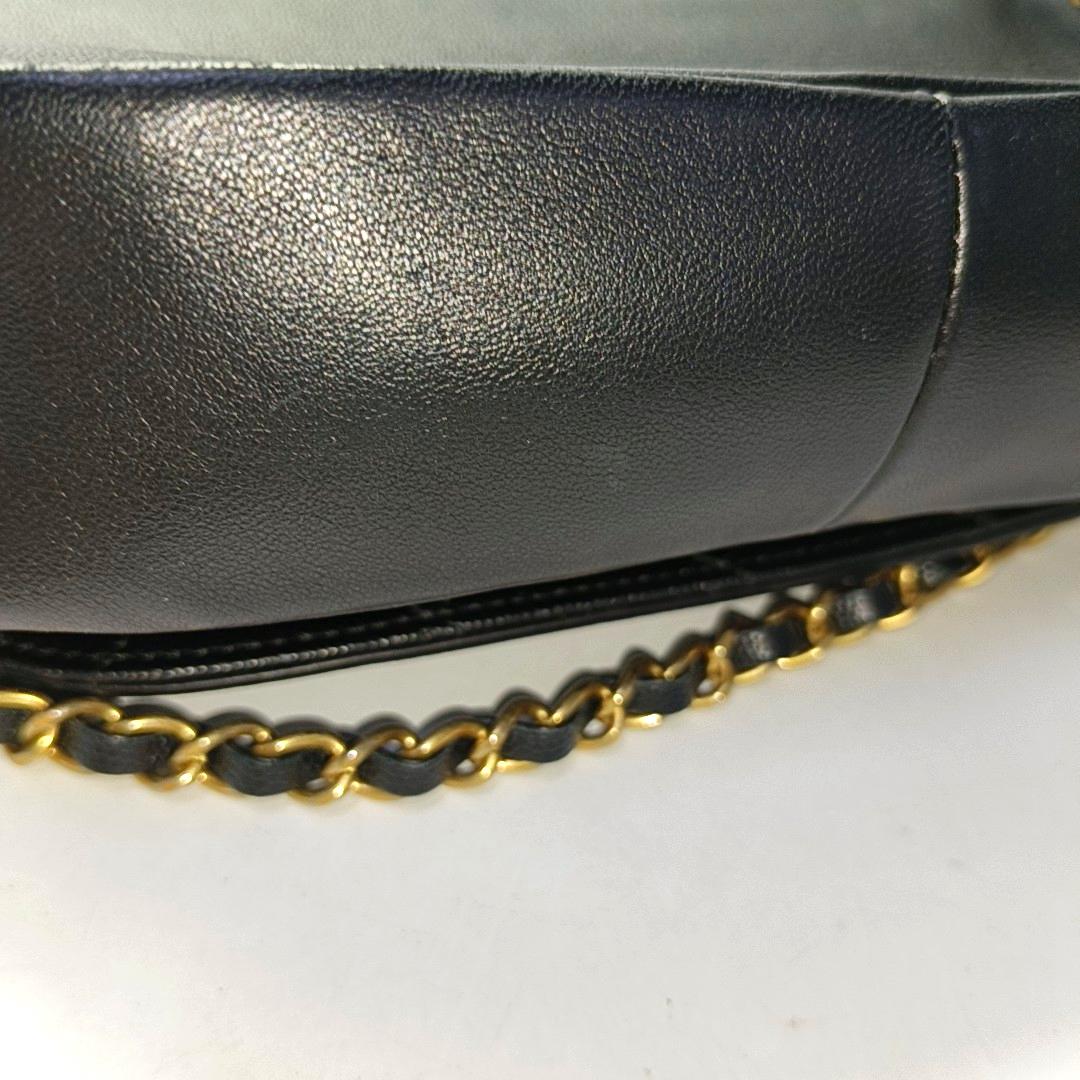 Chanel Lovely Chains Flap Bag Black Calfskin Leather Gold Hardware 2018-19 6
