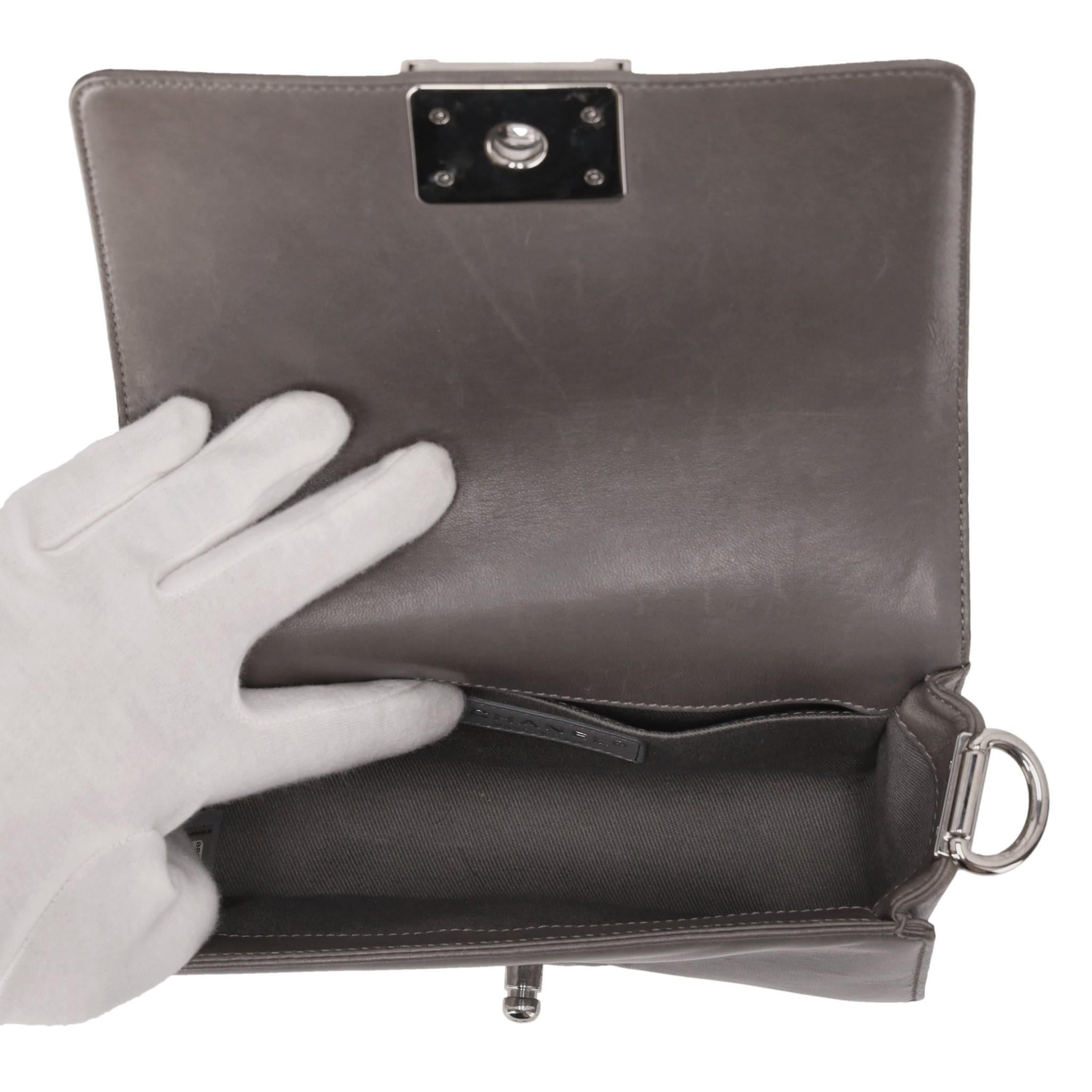 Chanel Ltd Edition Leather & Stingray Boy Bag For Sale 4