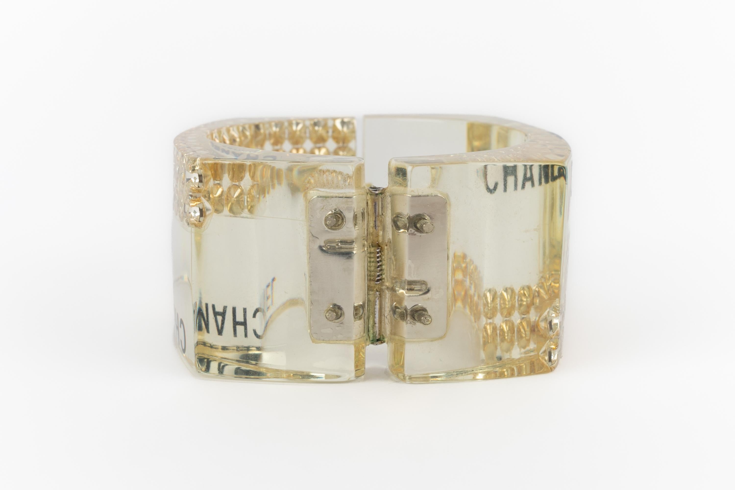 Bracciale Chanel in lucite 2005 in vendita 2