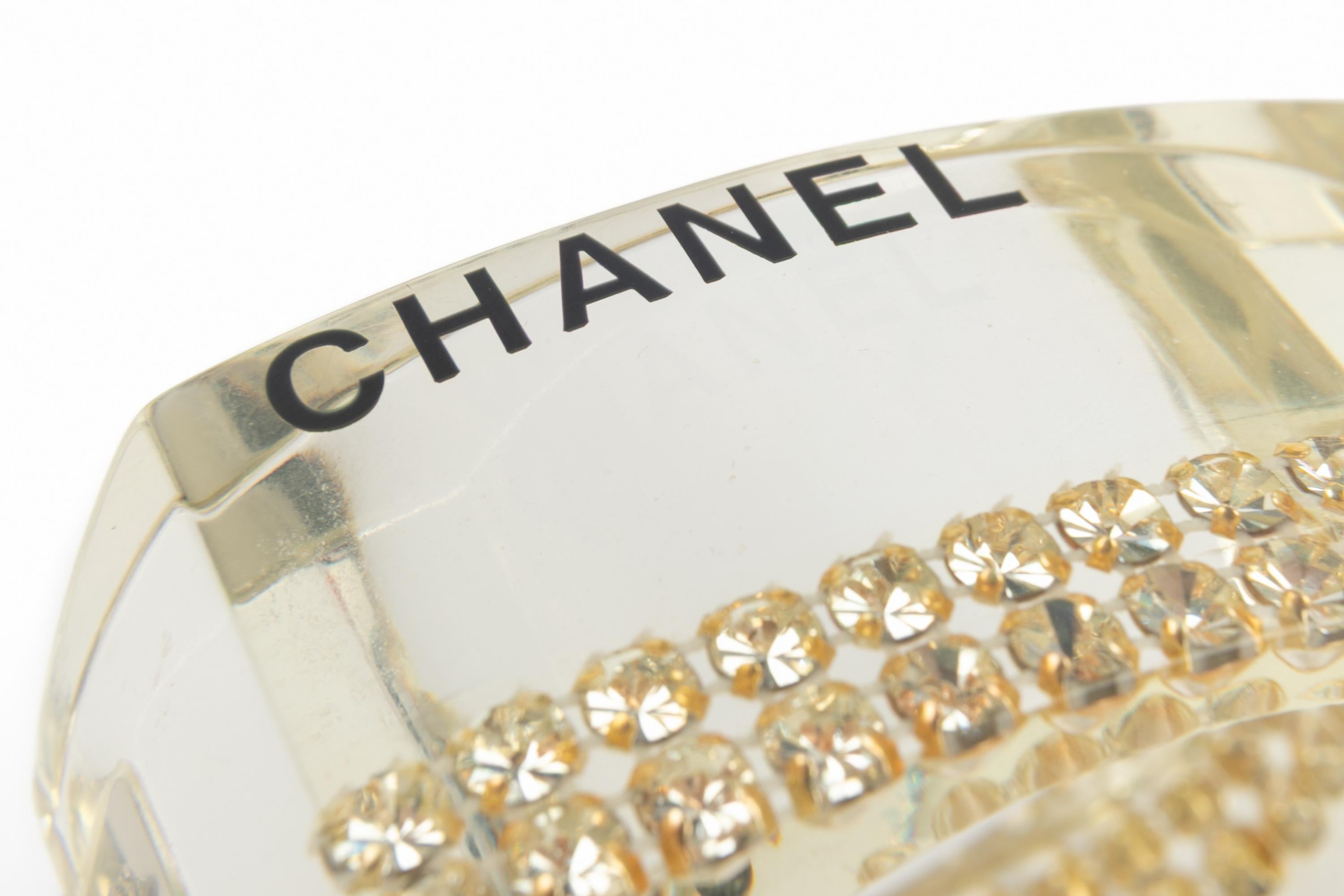 Bracciale Chanel in lucite 2005 in vendita 5