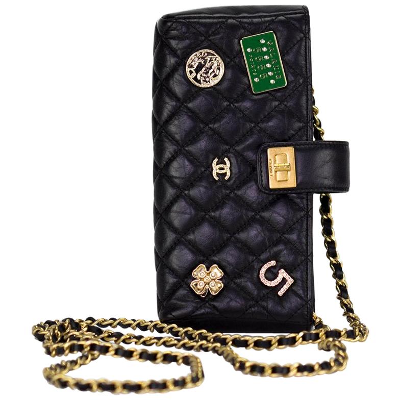 Chanel Lucky Charm Casino Quilted Lambskin Crossbody Clutch In Good Condition For Sale In Miami, FL