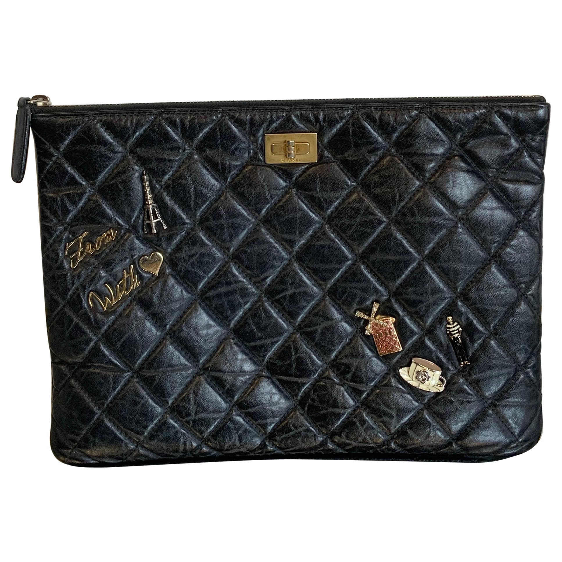 Chanel - Pochette matelassée Lucky Charms rééditée en vente