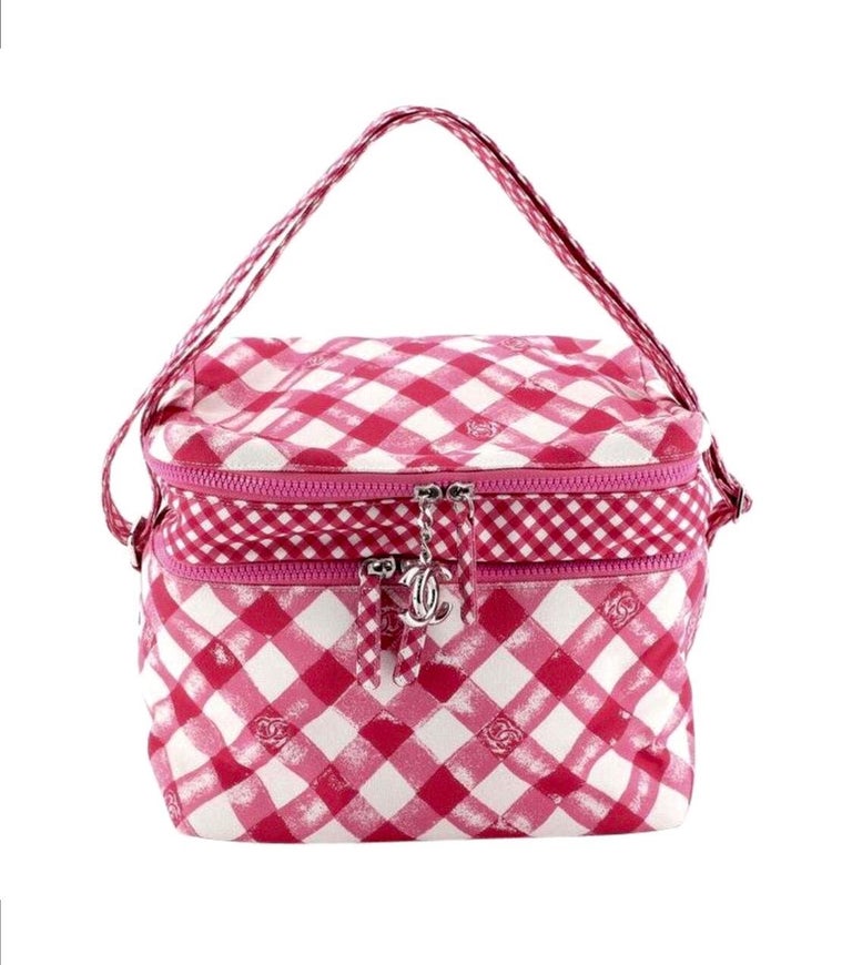 Chanel Lunch Box Shoulder Bag in Pink Gingham  In Excellent Condition For Sale In Scottsdale, AZ
