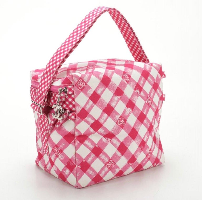 Chanel Lunch Box Shoulder Bag in Pink Gingham  For Sale 4