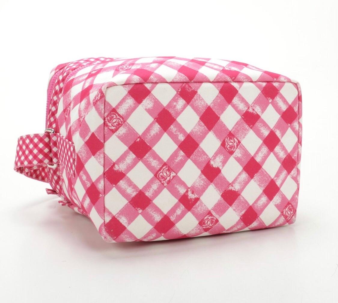 Chanel Lunch Box Shoulder Bag in Pink Gingham  2