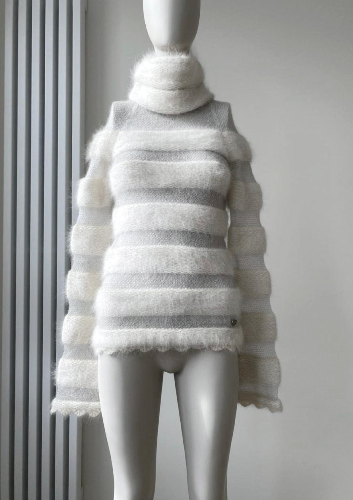 Chanel Luxurious Arctic Ice Collection Runway Jumper 3