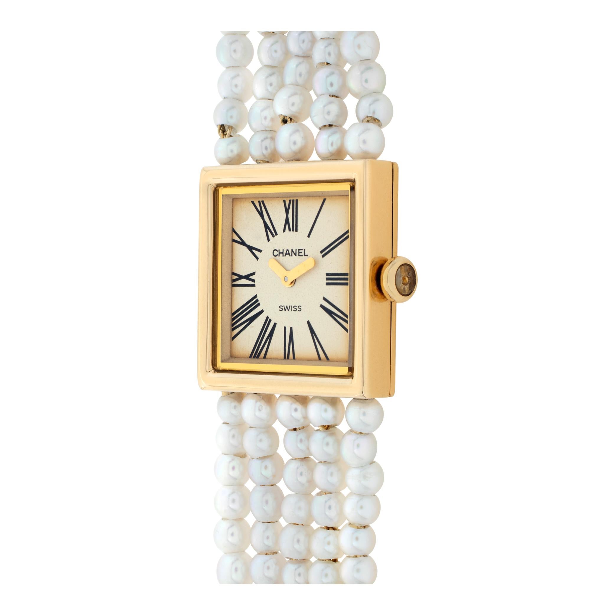 Chanel Mademoiselle 18k yellow gold Quartz Wristwatch Ref h0007 In Excellent Condition For Sale In Surfside, FL
