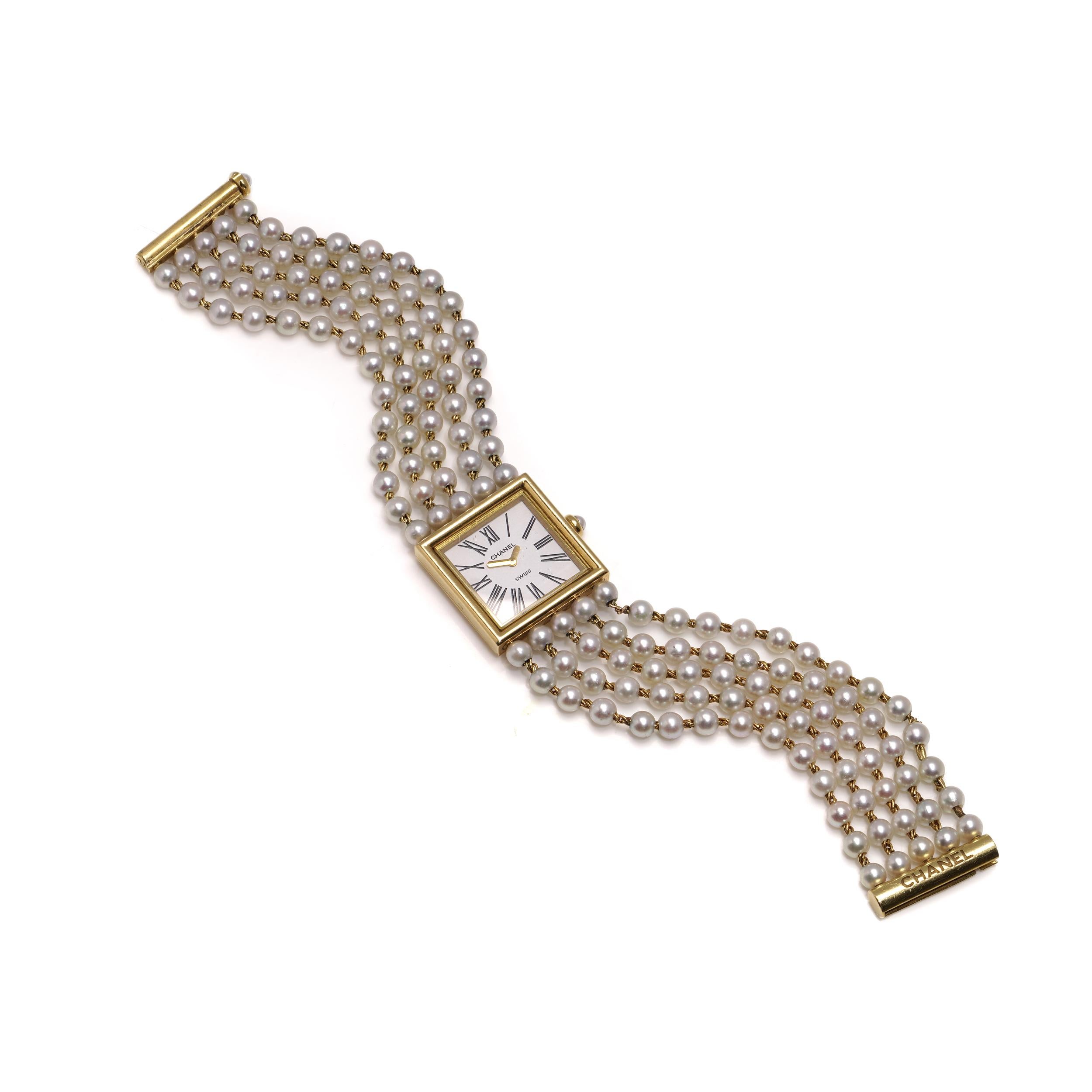 Chanel Mademoiselle 18kt Yellow Gold & Cultured Pearl Bracelet Quartz Pour femmes en vente