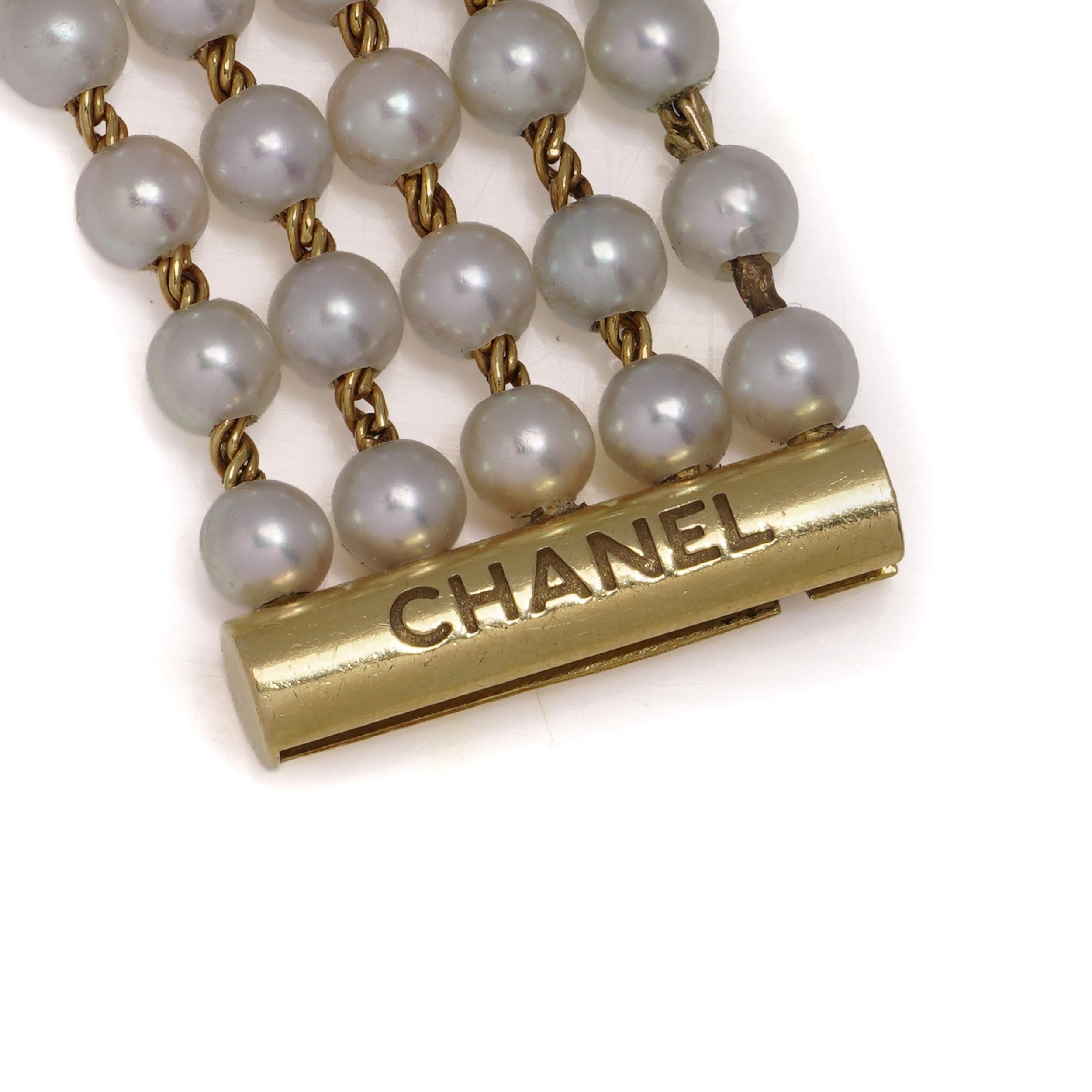 Chanel Mademoiselle 18kt Yellow Gold & Cultured Pearl Bracelet Quartz en vente 5