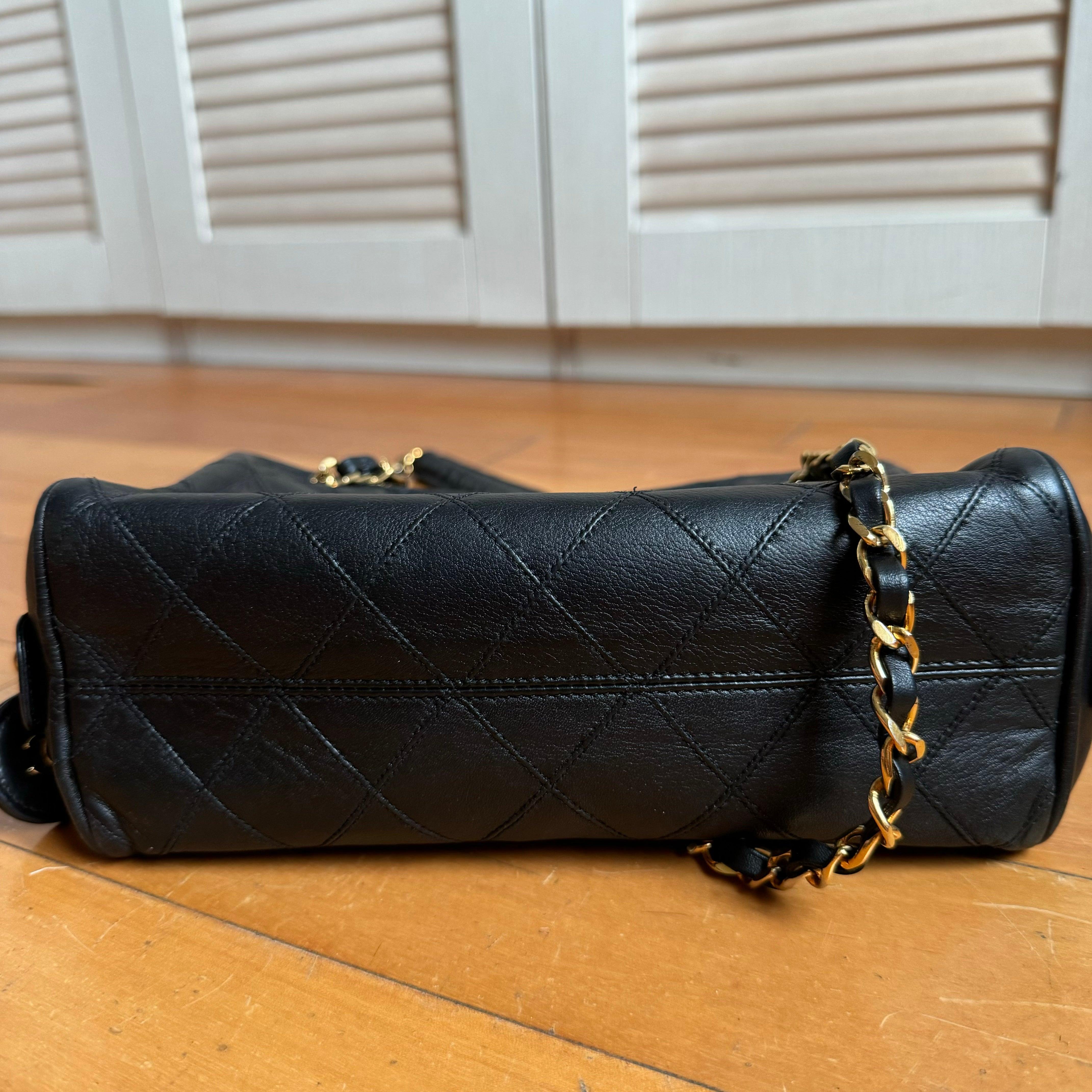 Chanel Mademoiselle Camera Bag Black Double Gold Chain, 1986-1988 For Sale 7