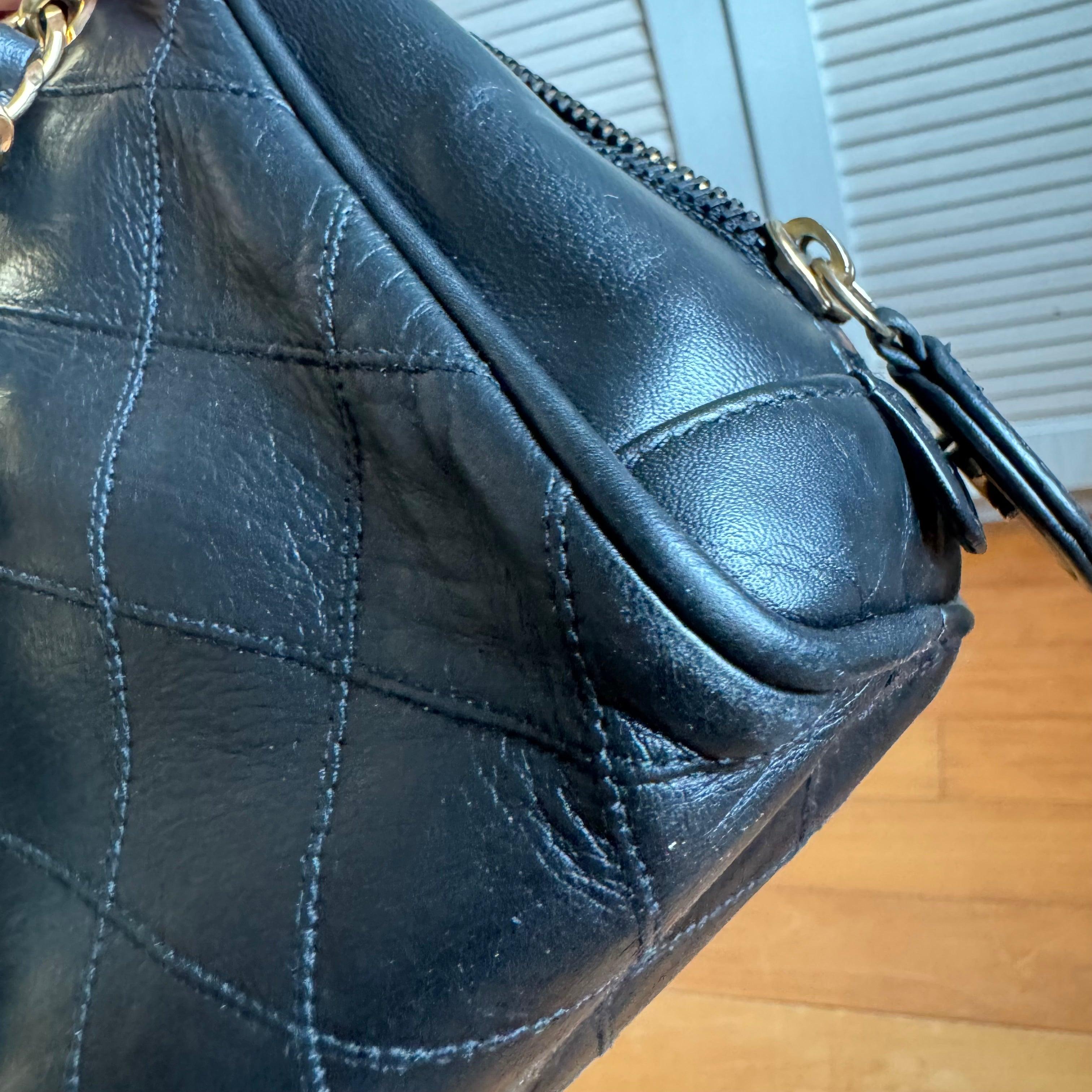Chanel Mademoiselle Camera Bag Black Double Gold Chain, 1986-1988 For Sale 10