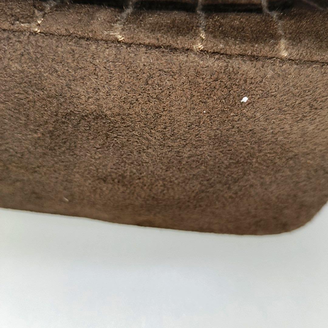 Chanel Mademoiselle Borsa fotografica cioccolato marrone scamosciato catena d'argento 2005-2006 8