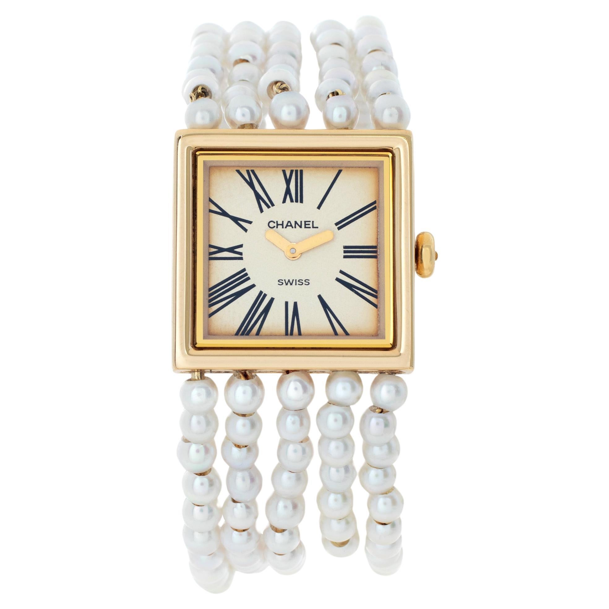 Chanel Mademoiselle h0007 18k yellow gold watch For Sale