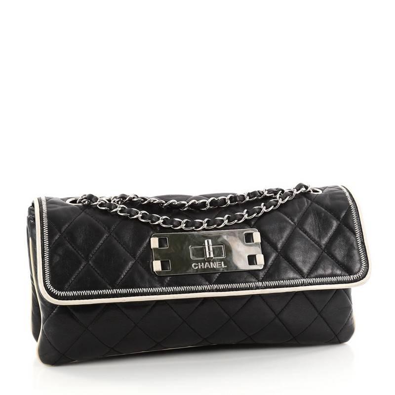 Noir Chanel Mademoiselle Lock Flap Bag Cuir d'agneau matelassé Est Ouest
