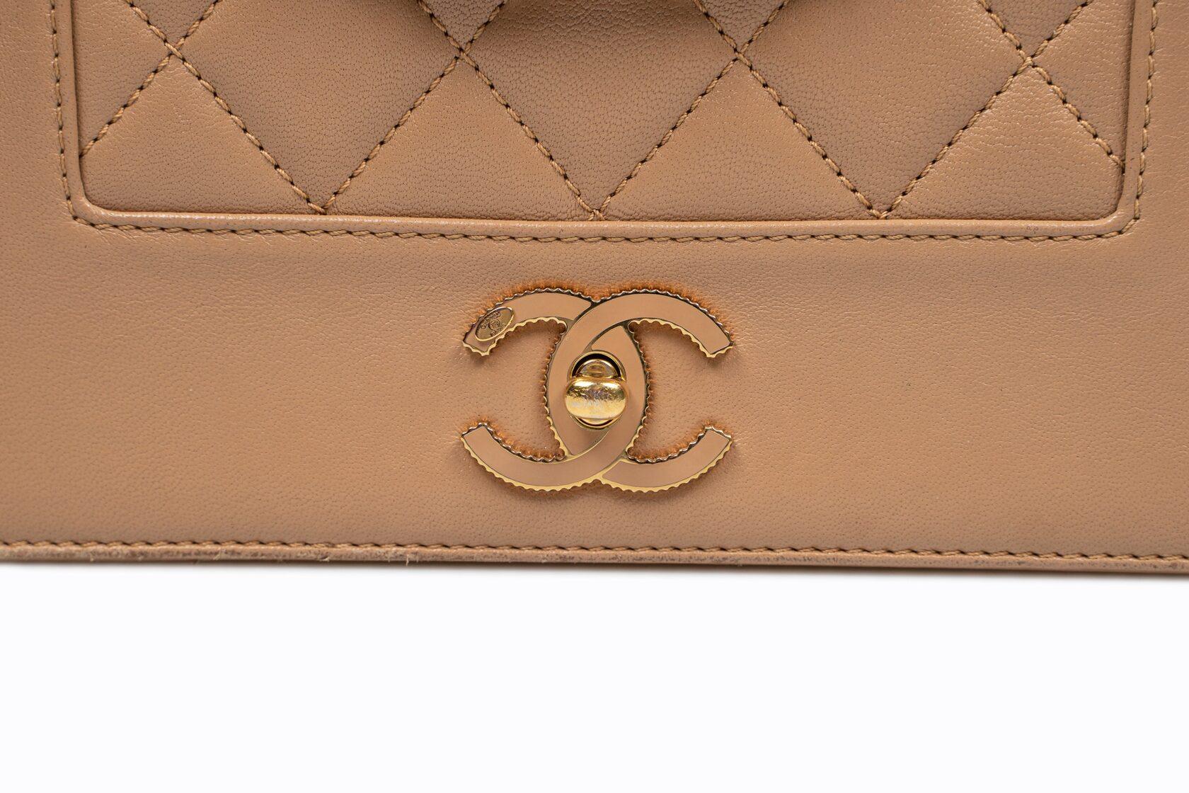 Chanel Mademoiselle Medium Flap Bag In Good Condition For Sale In Dover, DE