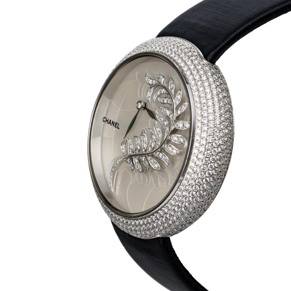 Chanel Mademoiselle Prive-Uhr im Angebot 1