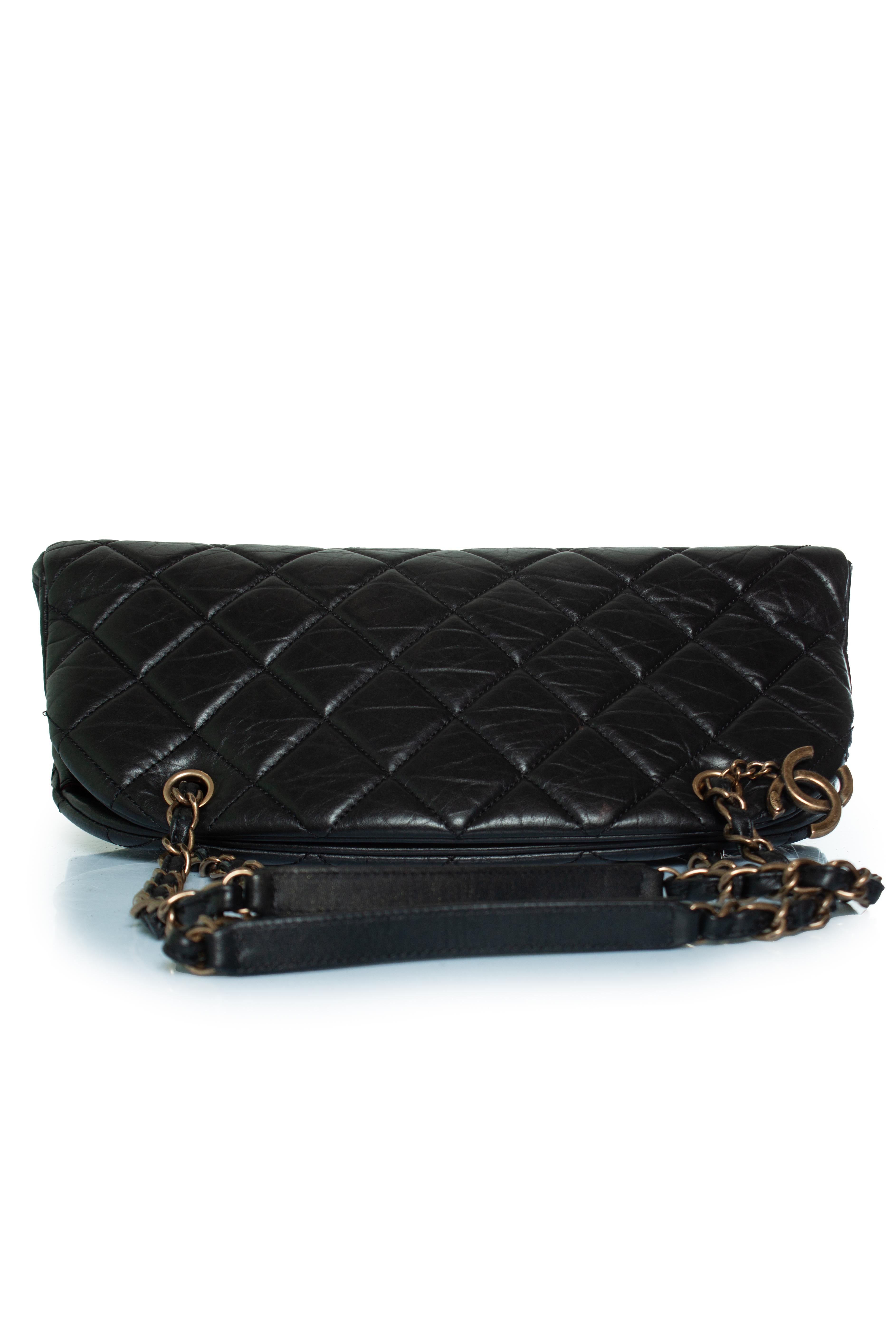 Chanel, bolso mademoiselle en negro Negro en venta