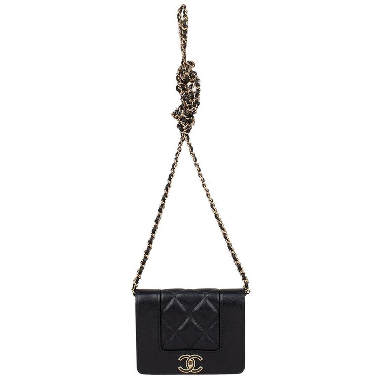 mini wallet on a chain chanel