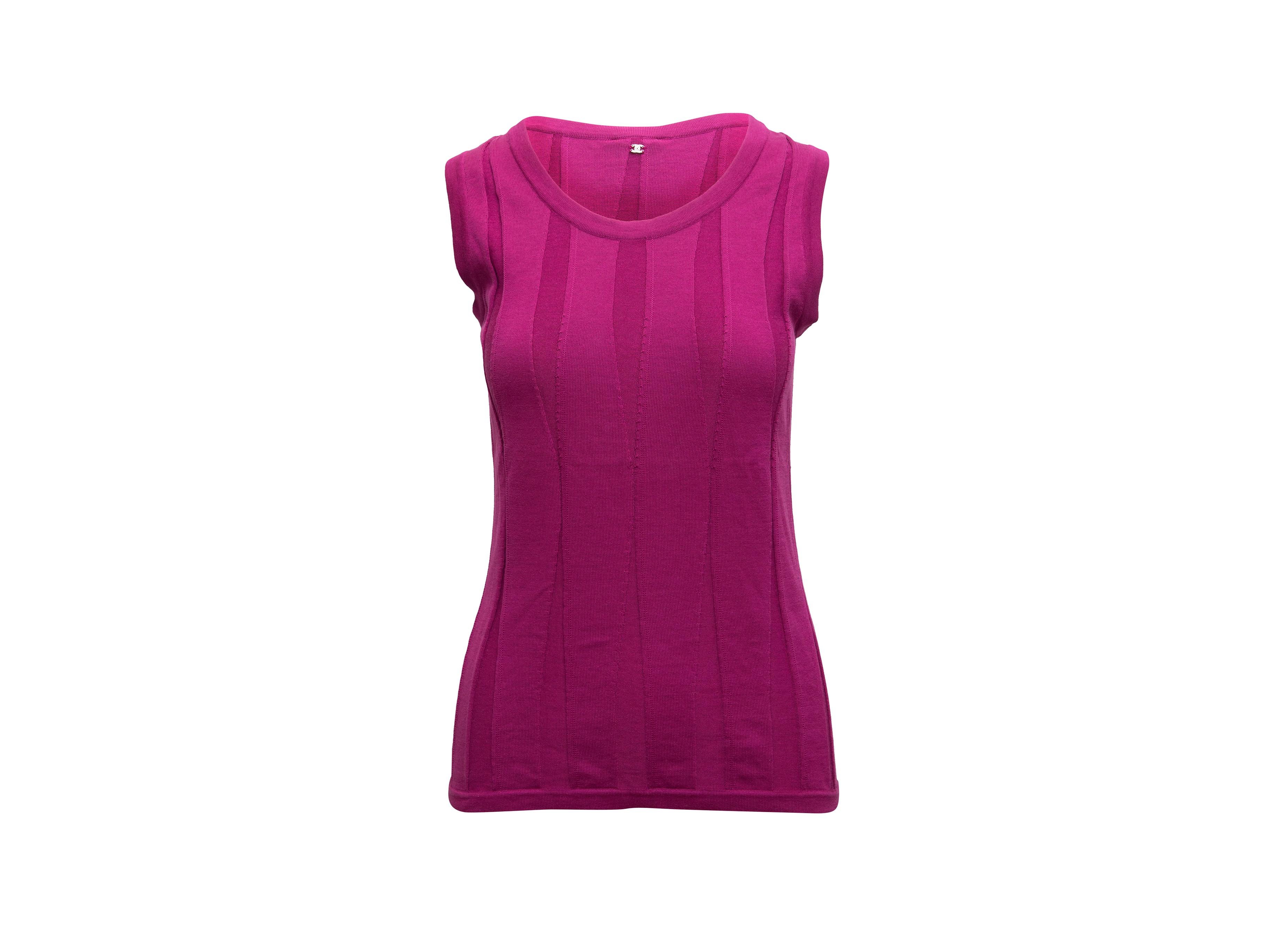 Chanel Magenta Sleeveless Knit Top In Excellent Condition In New York, NY