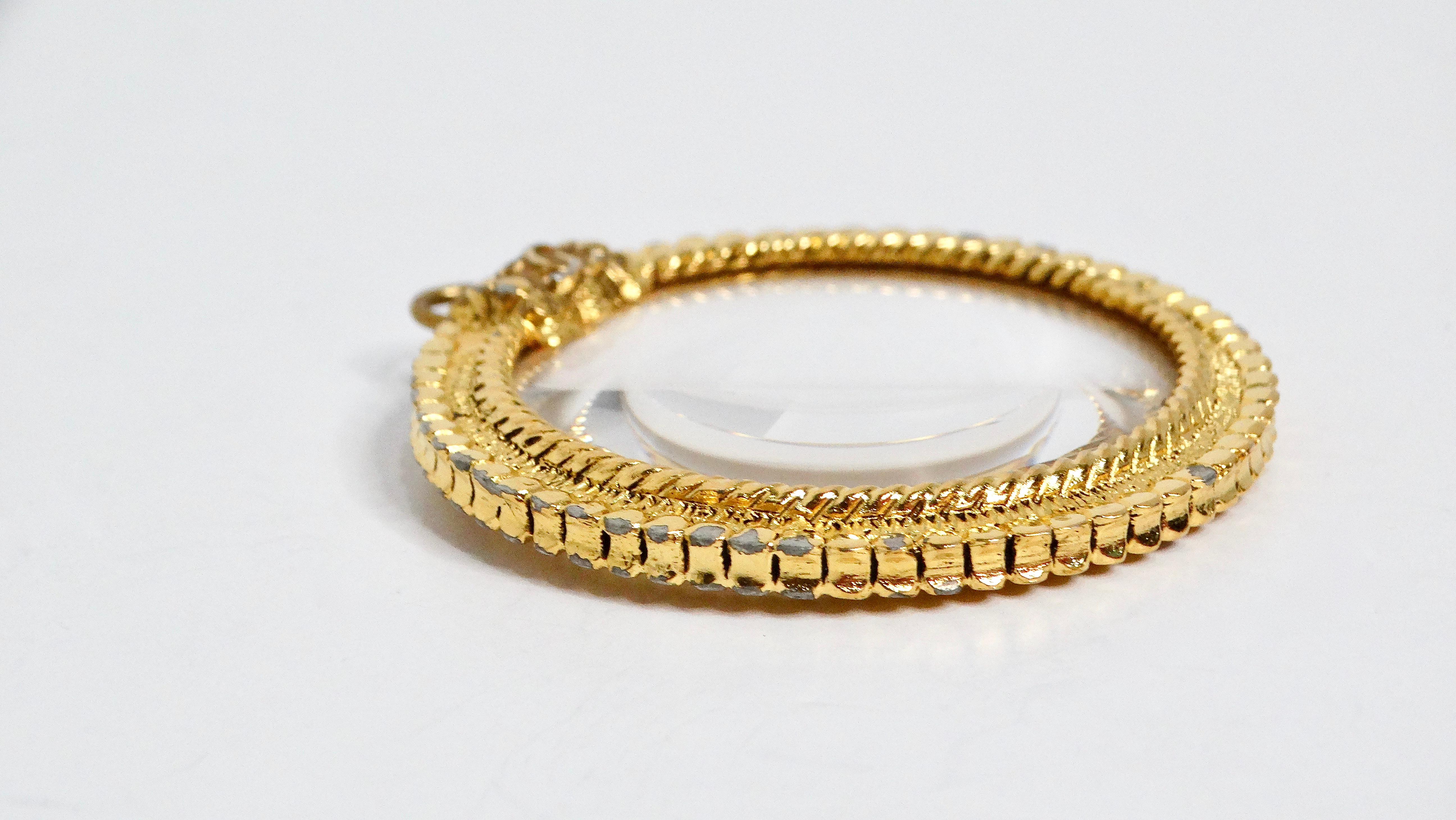 Chanel - Pendentif loupe plaqué or État moyen - En vente à Scottsdale, AZ