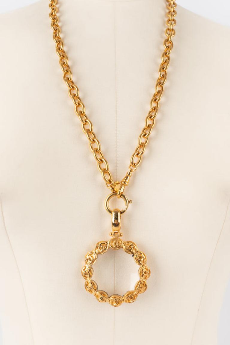 Chanel, Vergrößerungsglas-Halskette, 1980er-Jahre im Zustand „Hervorragend“ im Angebot in SAINT-OUEN-SUR-SEINE, FR