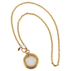 Collana con lente d'ingrandimento di Chanel