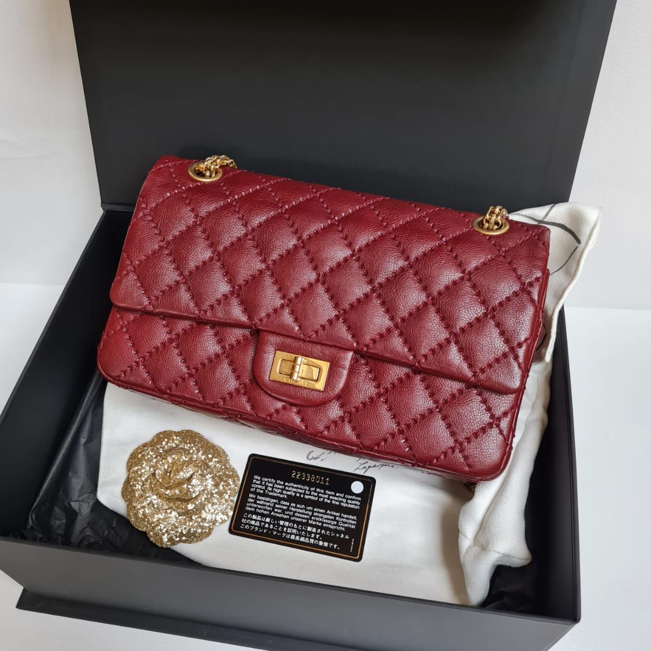 Chanel Maroon Leather Reissue 2.55 Crossbody Bag 225 In Excellent Condition In Jakarta, Daerah Khusus Ibukota Jakarta