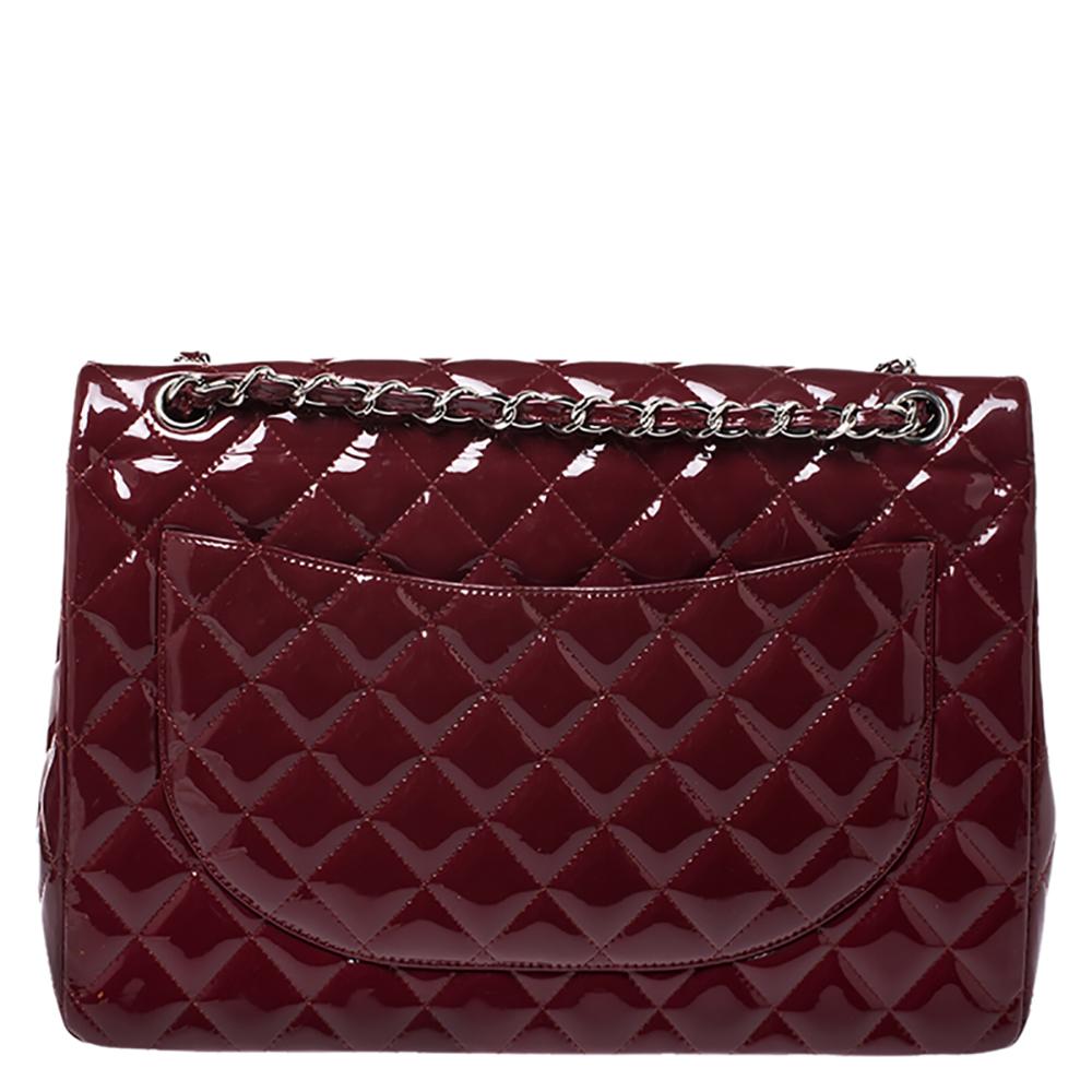 We are in utter awe of this flap bag from Chanel as it is appealing in a surreal way. Exquisitely crafted from patent leather in their quilt design, it bears their signature label on the leather interior and the iconic CC turn lock on the flap. The