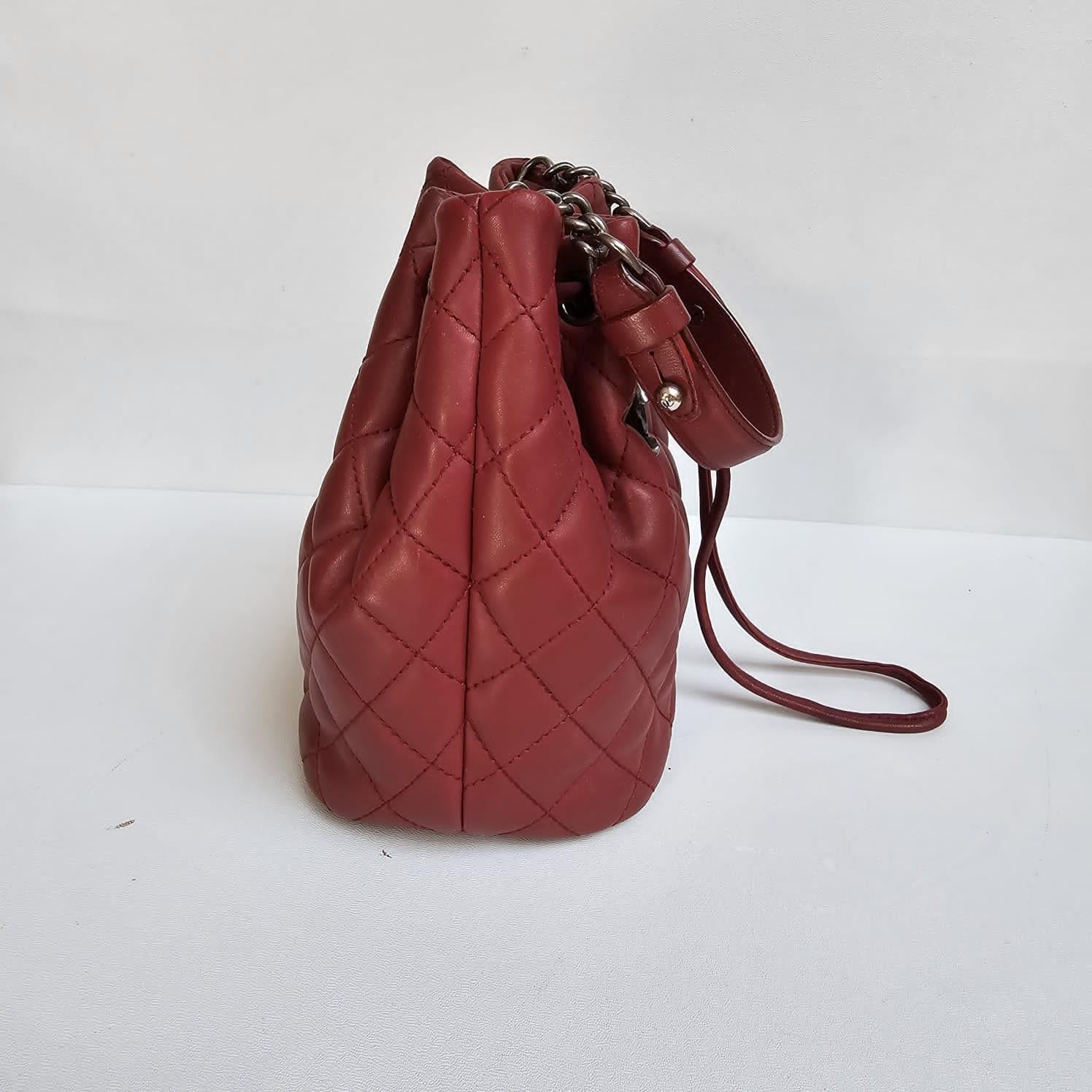 Chanel Maroon Small Drawstring Crossbody Bag For Sale 7