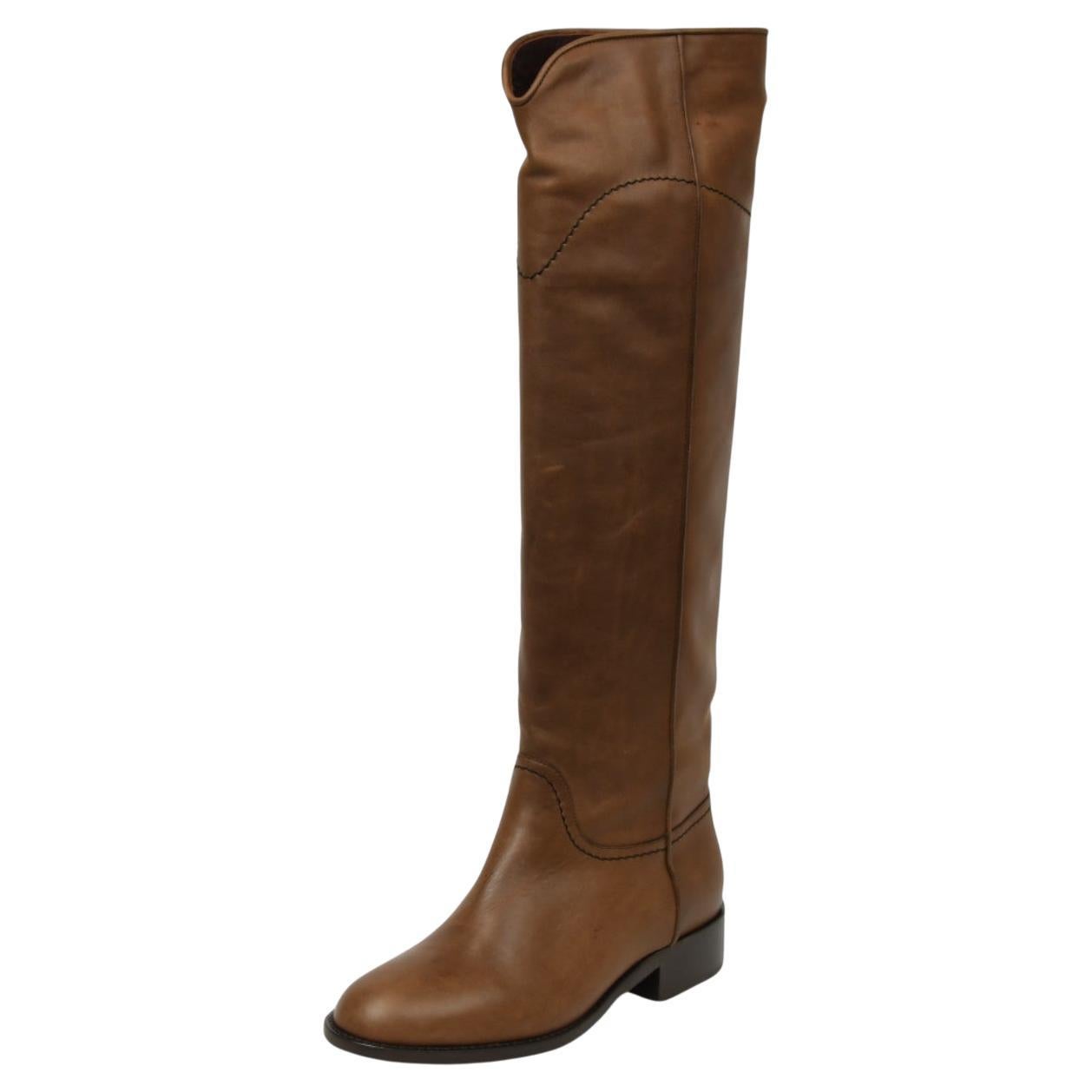 Chanel - Bottes hautes en cuir marron clair  Taille 6 US en vente