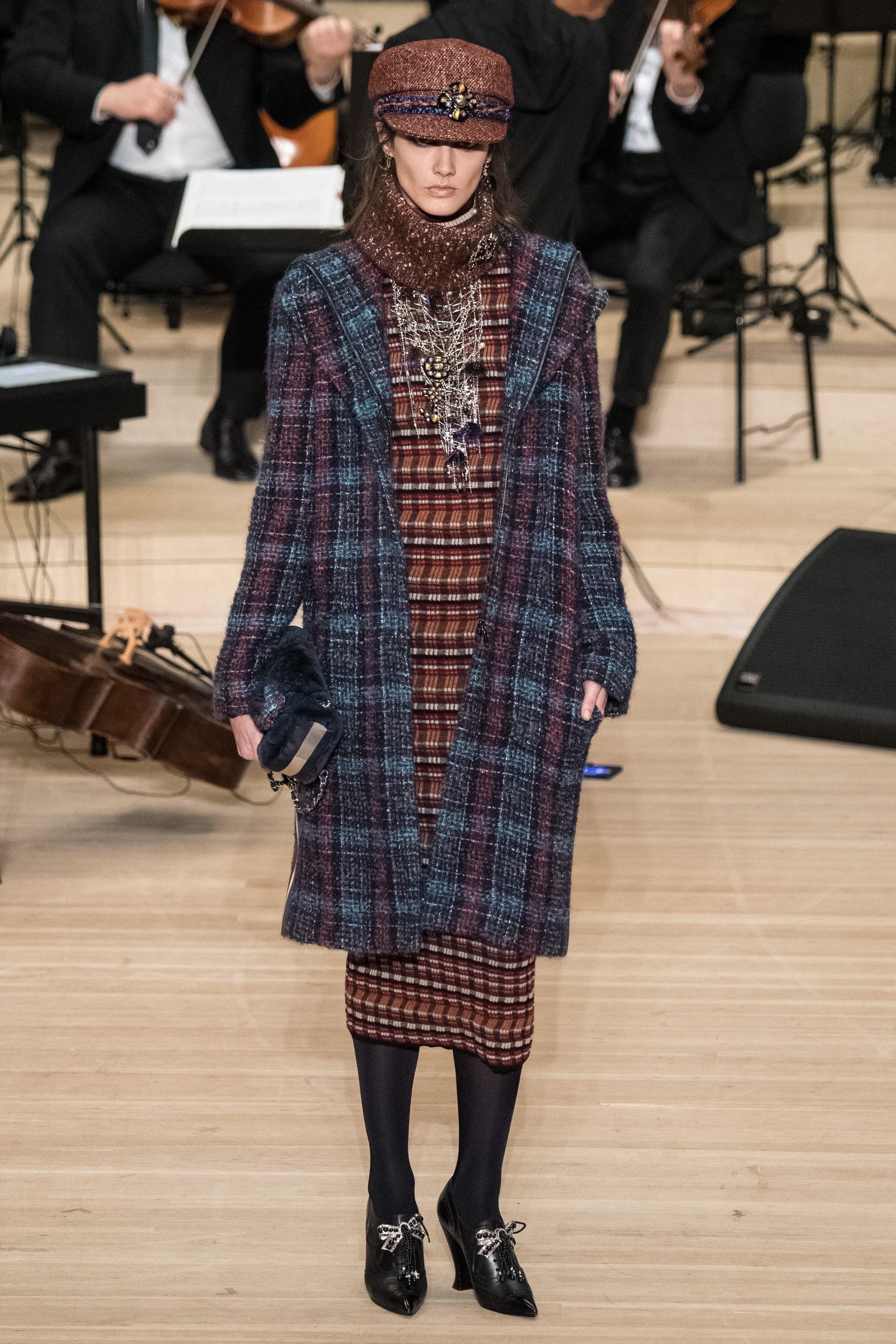 Purple Chanel Marvellous Paris / Hamburg Runway Tweed Jacket