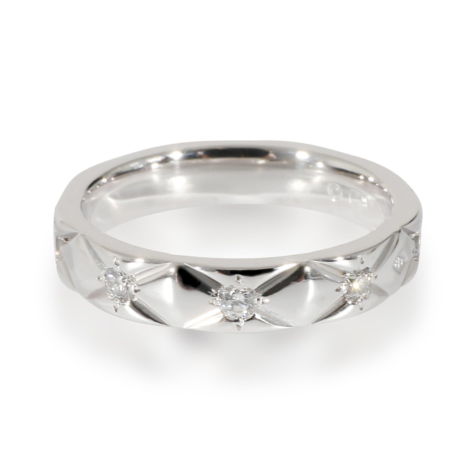 Chanel Matelasse Band in  Platinum 0.25 CTW In Excellent Condition For Sale In New York, NY