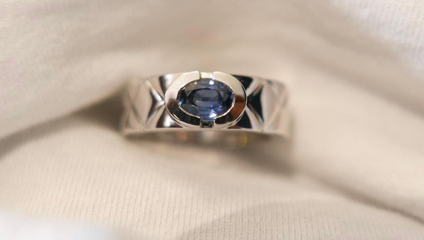 Oval Cut CHANEL Matelasse Blue Sapphire 18K White Gold Band Ring 