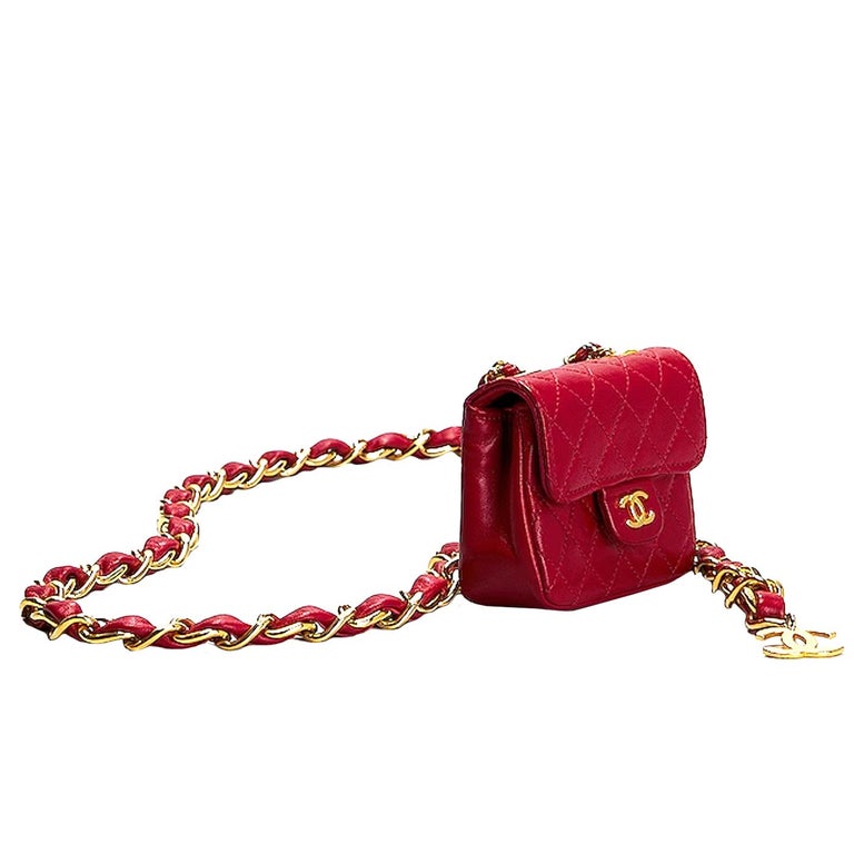 Chanel Matelasse Chain Fanny Belt Red Lambskin Renew Leather Bag