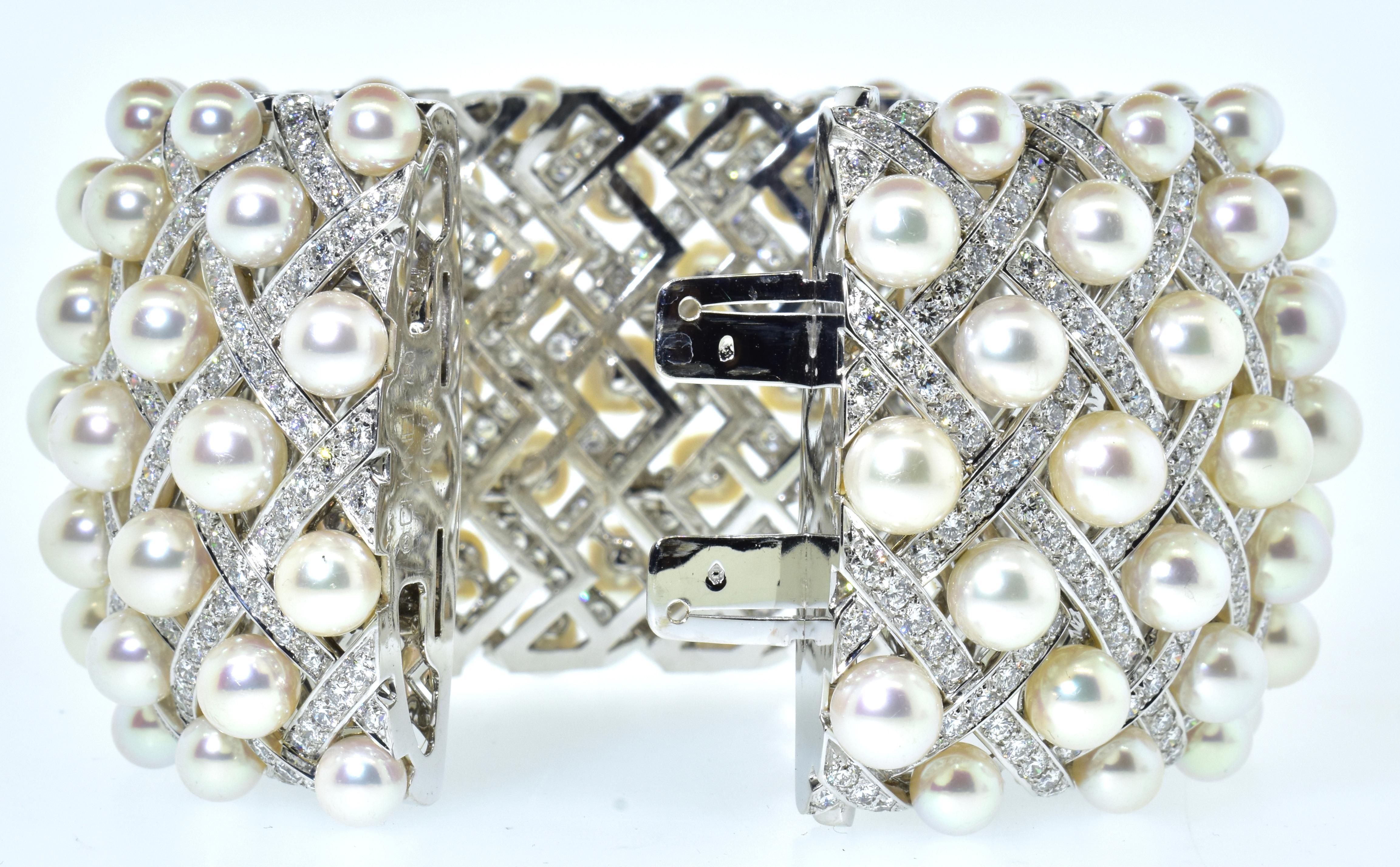 Chanel Bracelet jonc large 18 carats matelassé, diamants et perles assortis C 2009 5